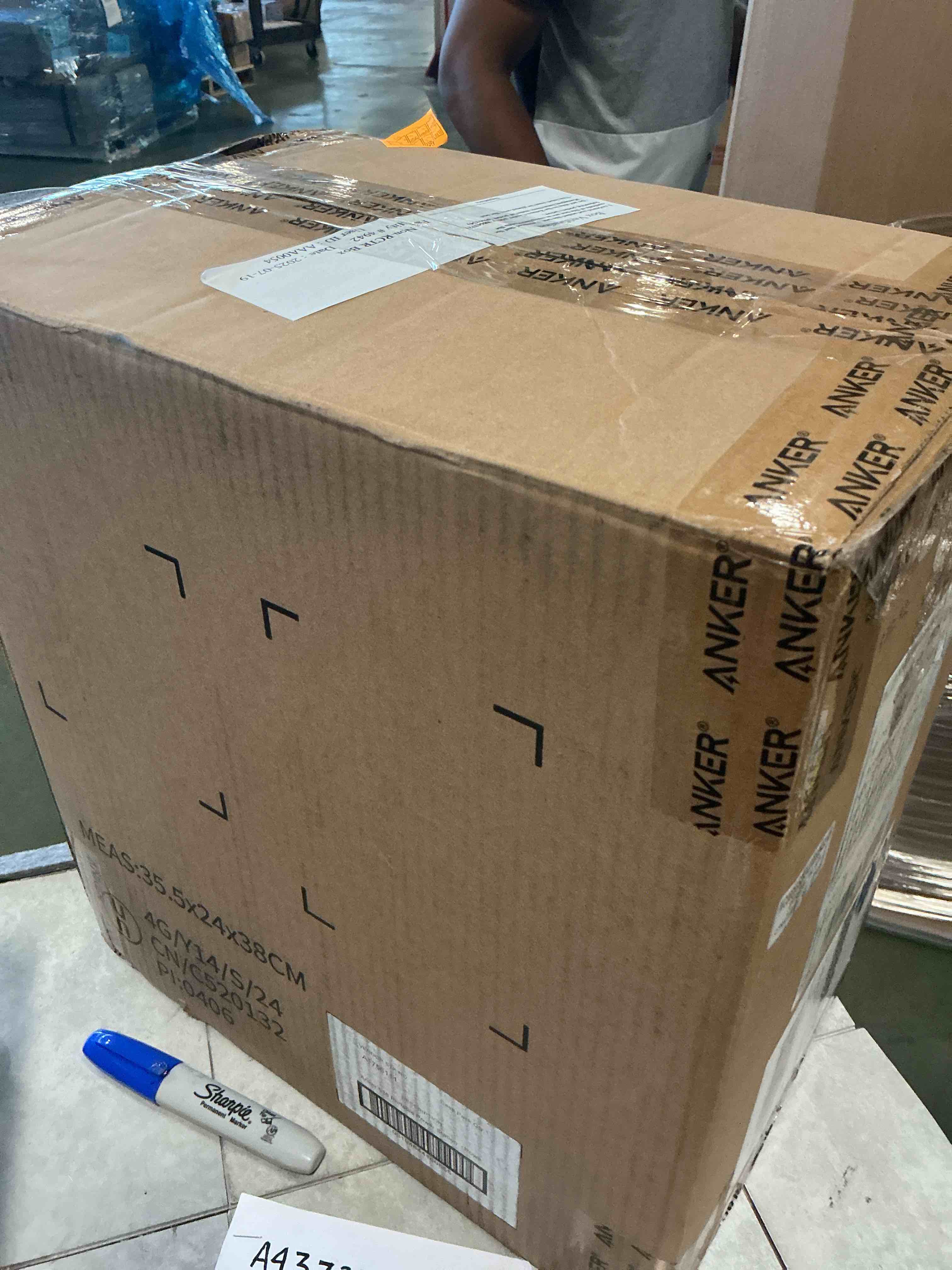 https://s3.amazonaws.com/lotting-images-prod/bidfta/PNK3678716_1756123232232.jpeg