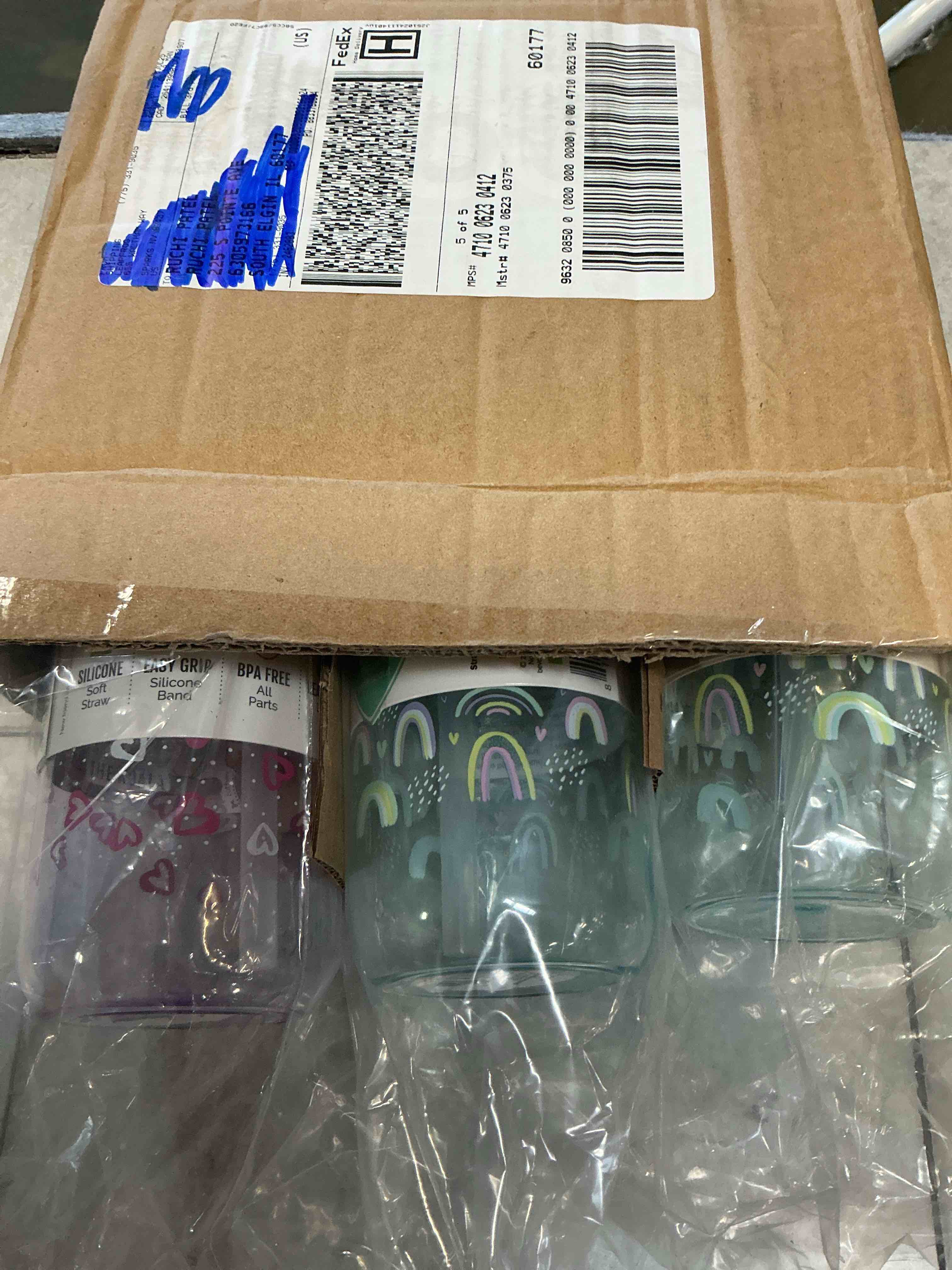 https://s3.amazonaws.com/lotting-images-prod/bidfta/PNK3678725_1756124001268.jpeg