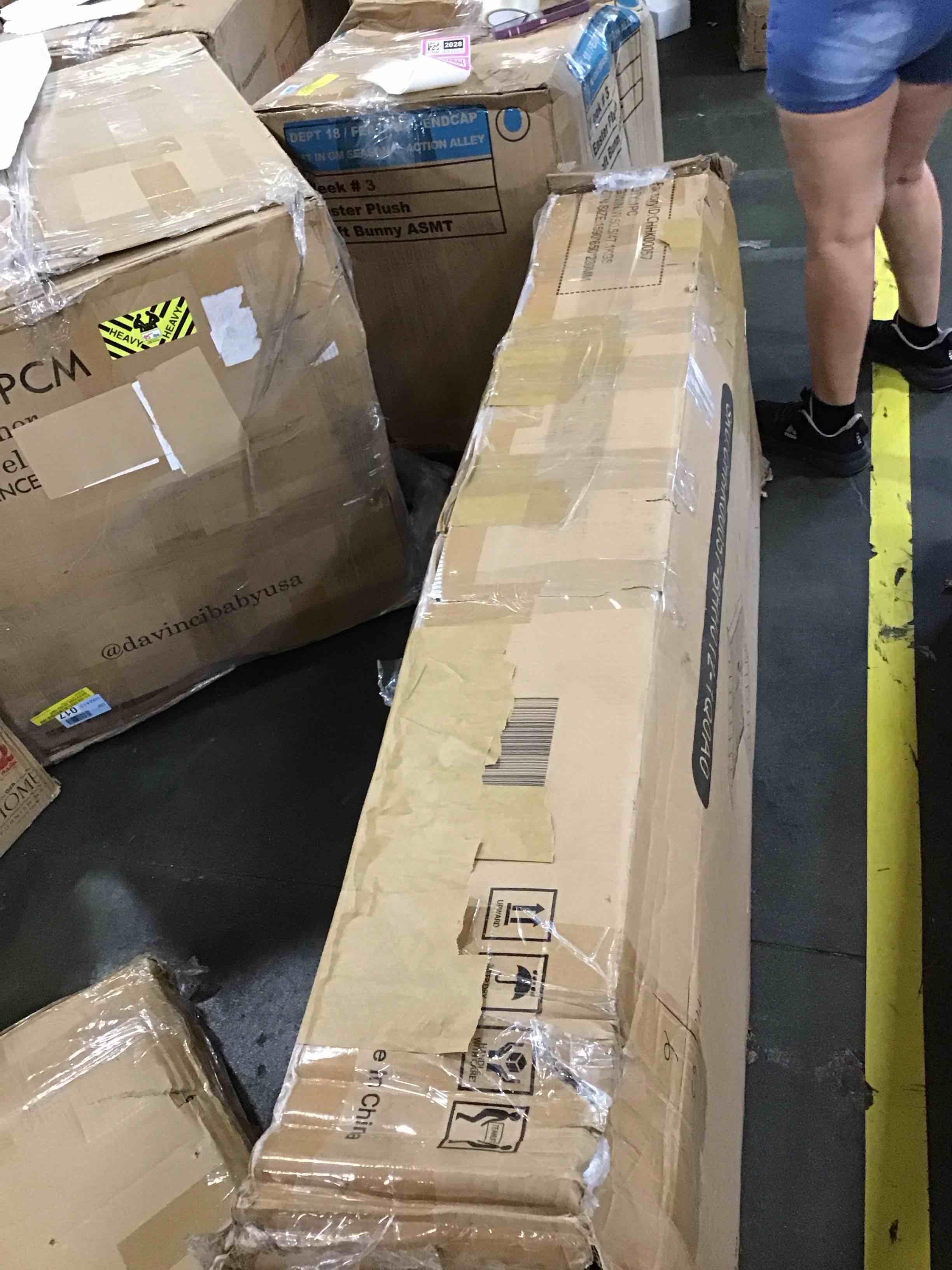 https://s3.amazonaws.com/lotting-images-prod/bidfta/PNK3682031_1751290358917.jpeg