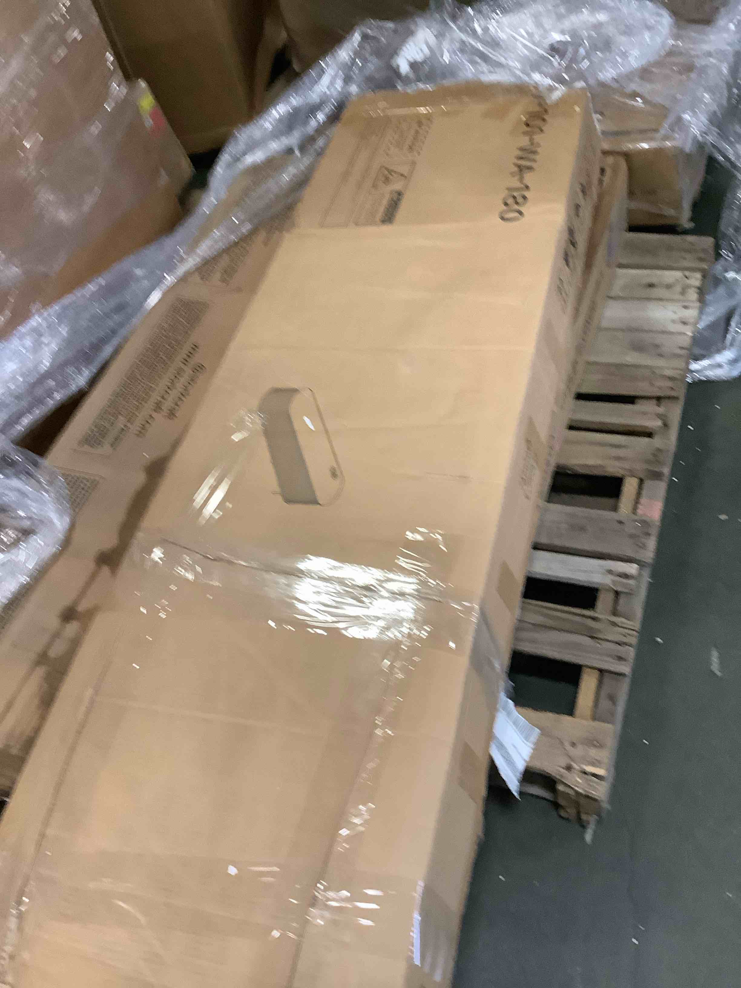 https://s3.amazonaws.com/lotting-images-prod/bidfta/PNK3682635_1752246503956.jpeg