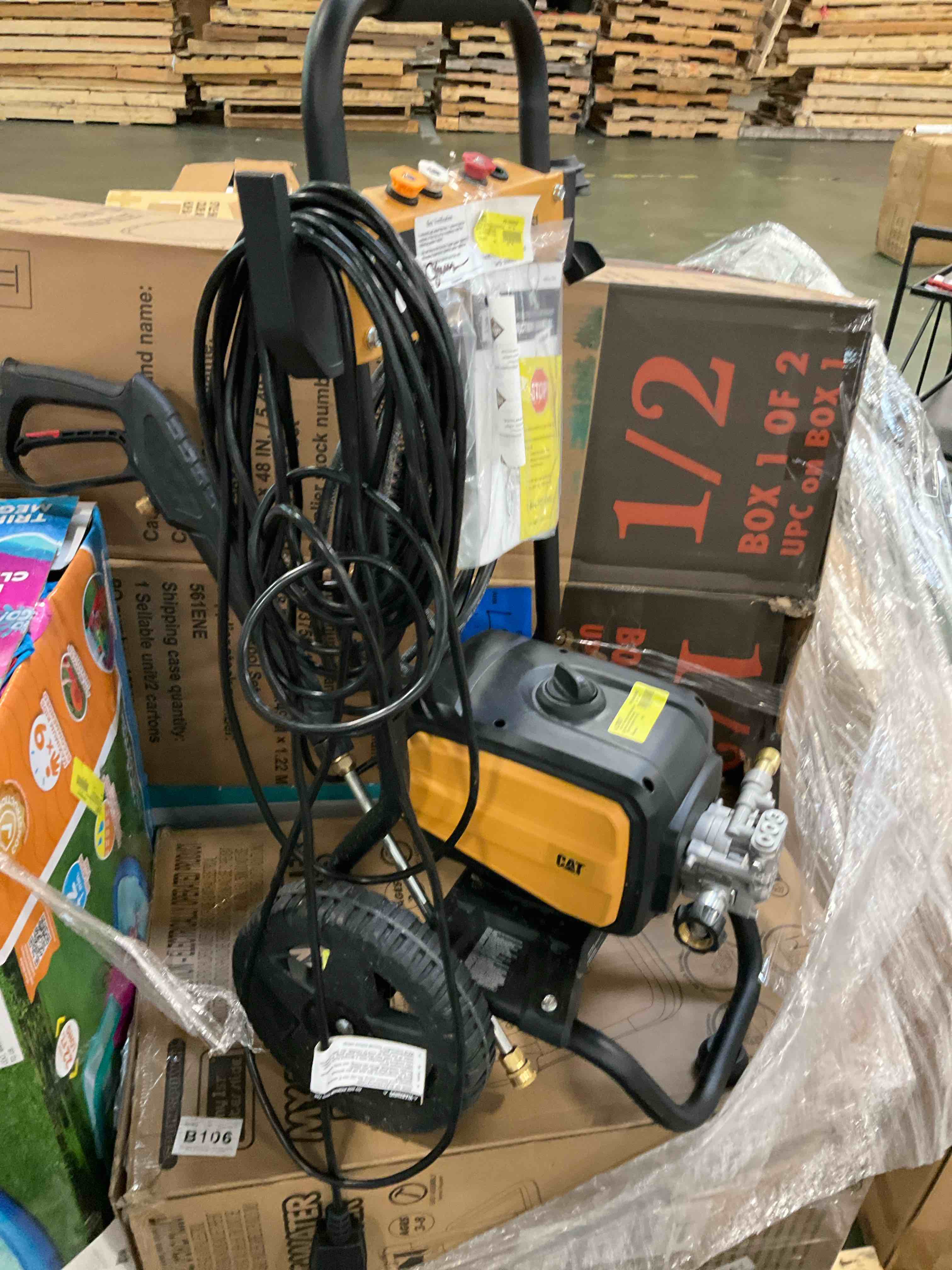 https://s3.amazonaws.com/lotting-images-prod/bidfta/PNK3683281_1752783115473.jpeg