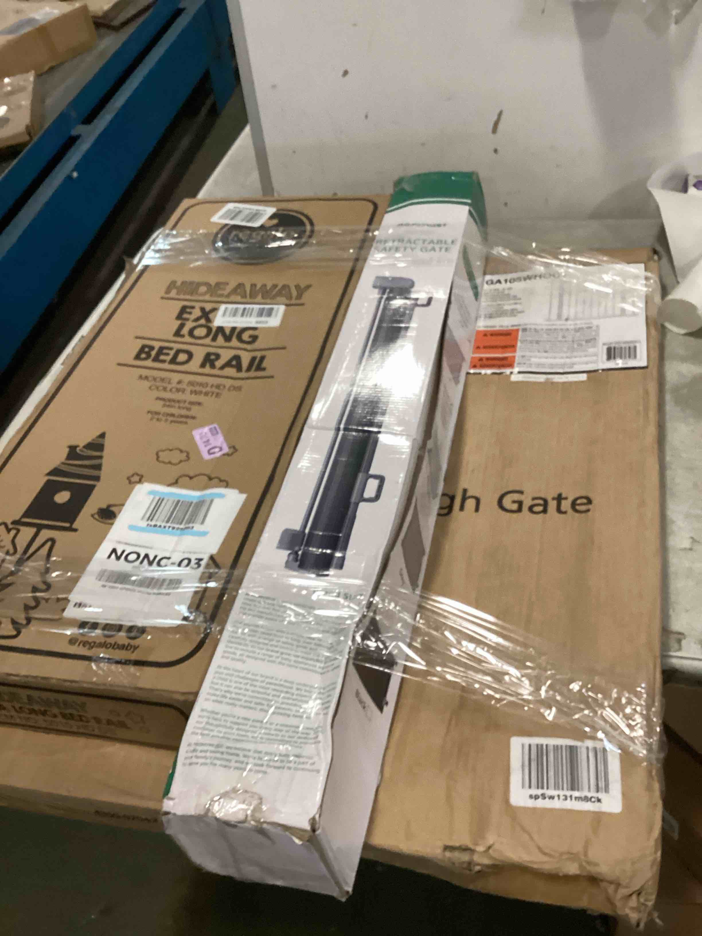 https://s3.amazonaws.com/lotting-images-prod/bidfta/PNK3684710_1753818720445.jpeg
