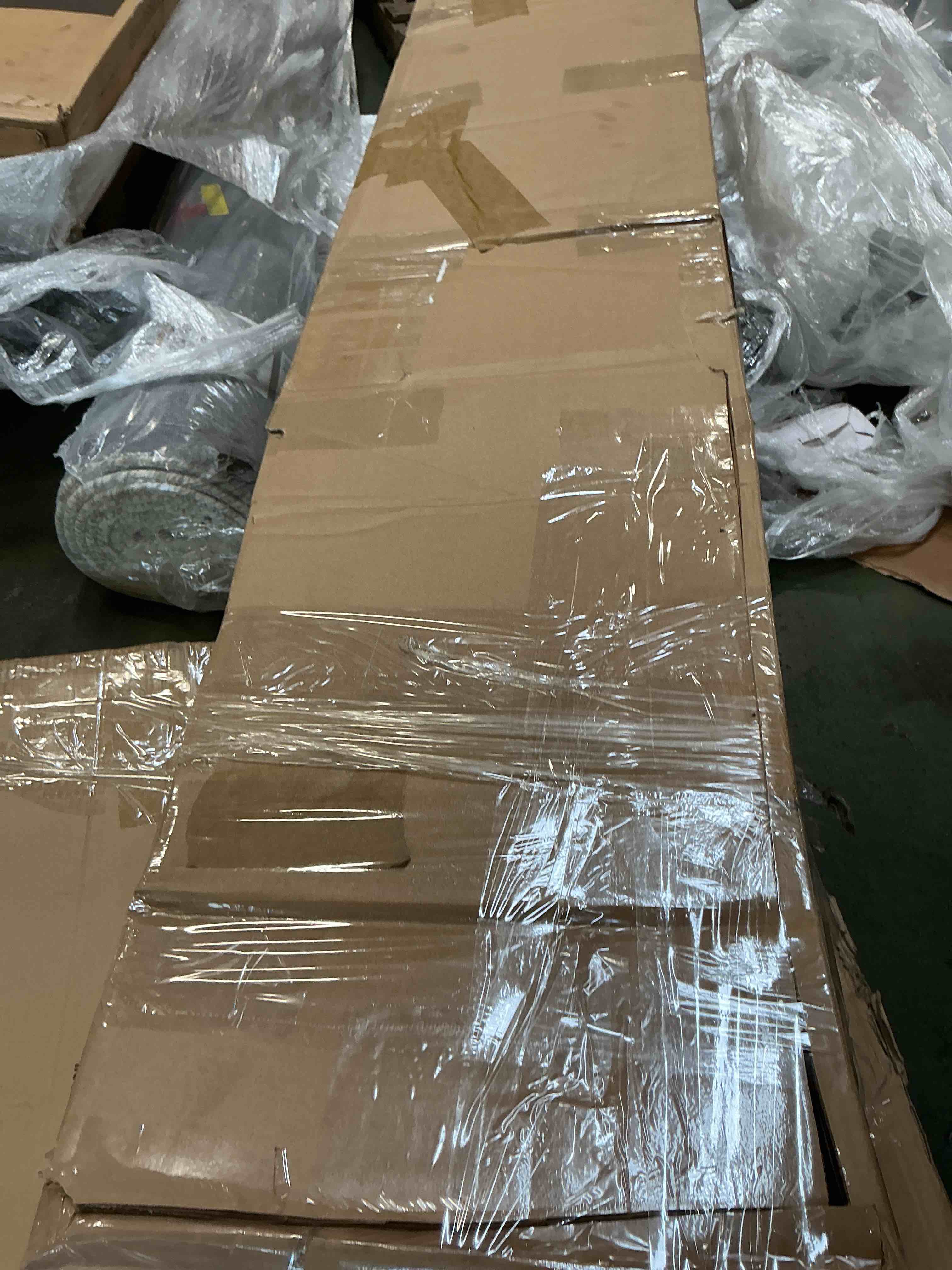 https://s3.amazonaws.com/lotting-images-prod/bidfta/PNK3685640_1752330615872.jpeg