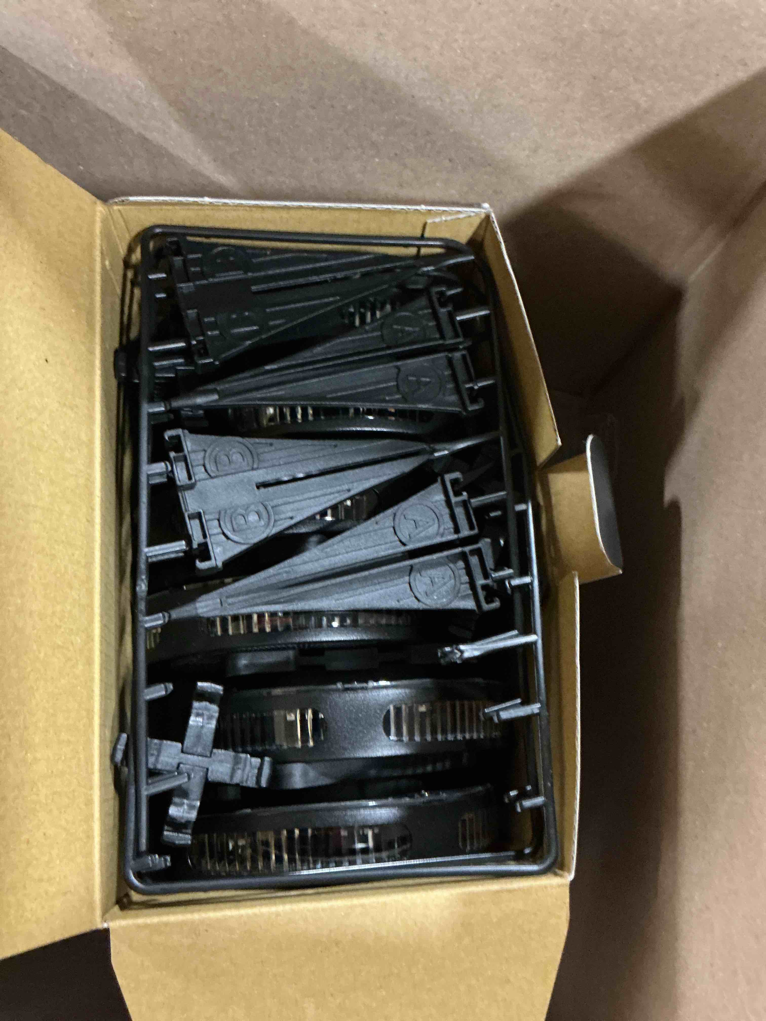 https://s3.amazonaws.com/lotting-images-prod/bidfta/PNK3685906_1752665878820.jpeg
