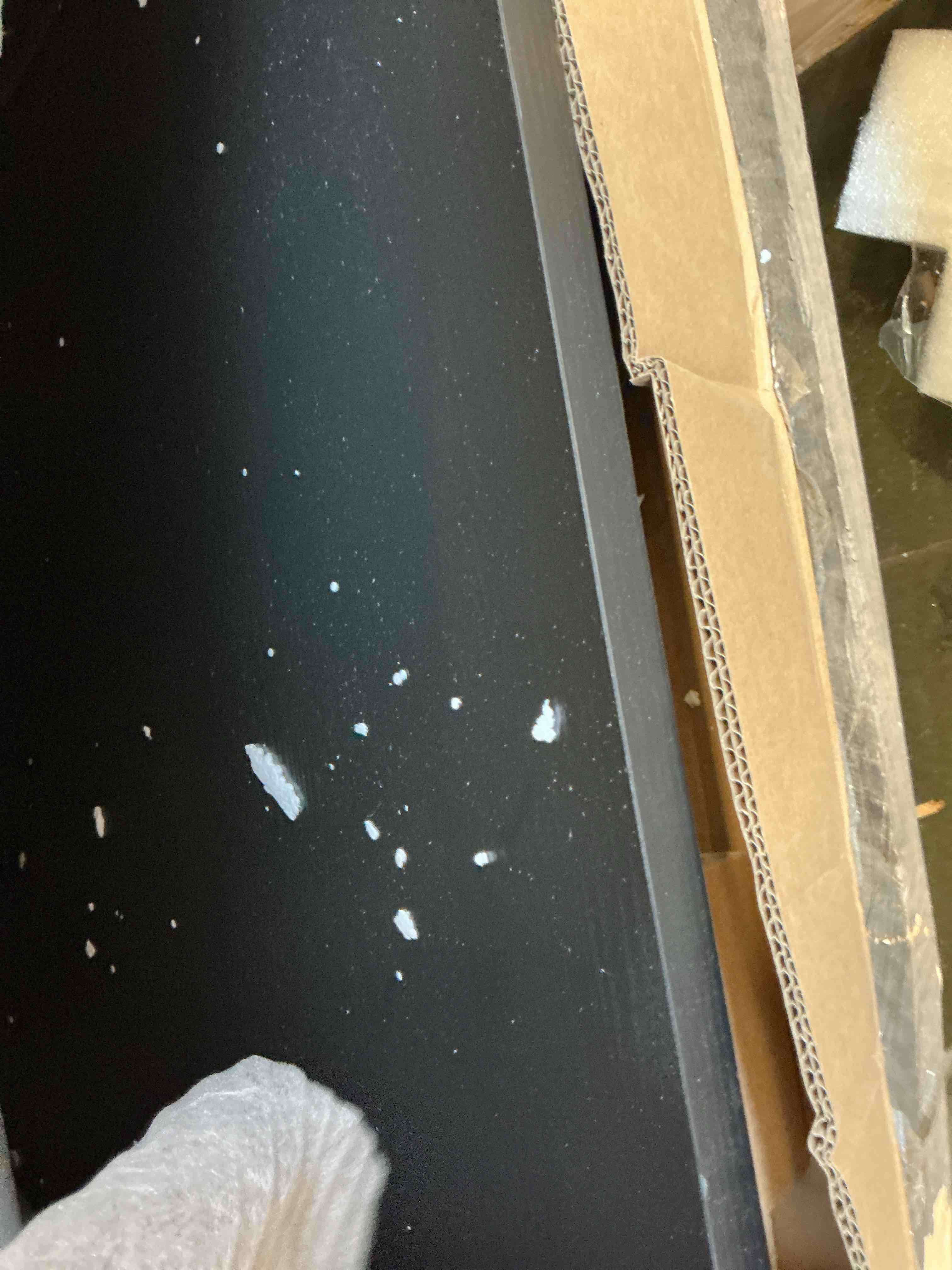 https://s3.amazonaws.com/lotting-images-prod/bidfta/PNK3687698_1755543074082.jpeg
