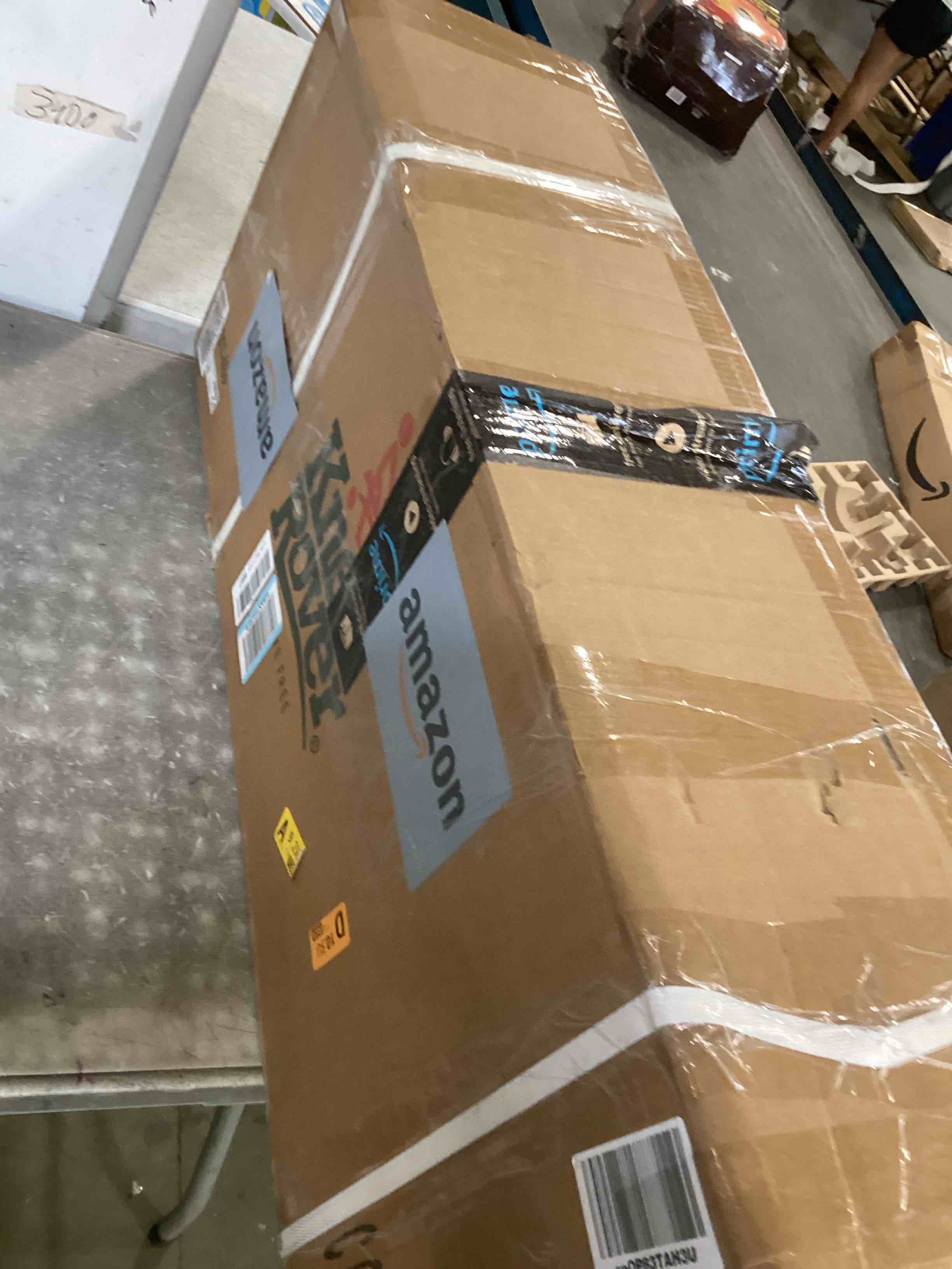 https://s3.amazonaws.com/lotting-images-prod/bidfta/PNK3689067_1749567845020.jpeg