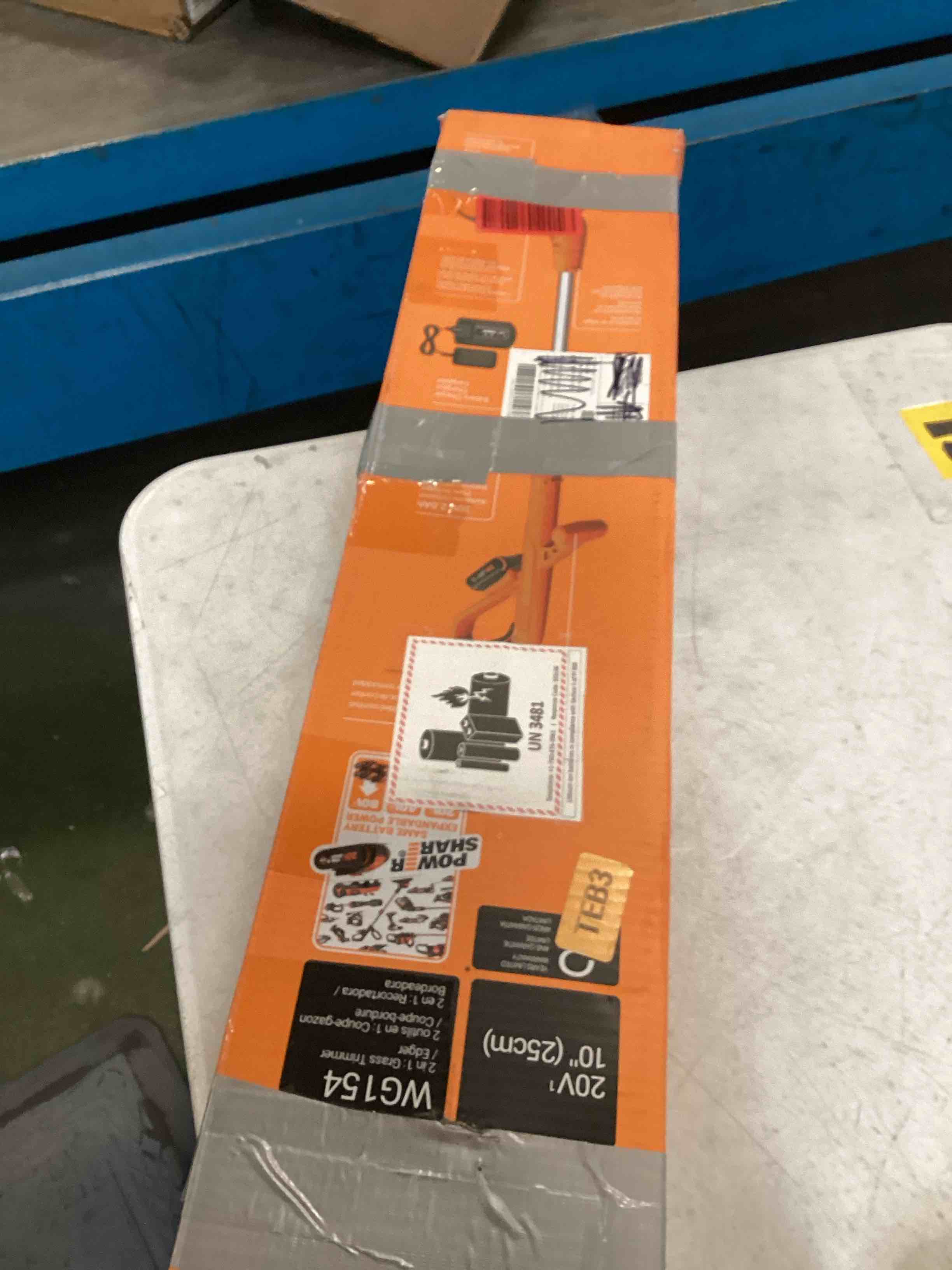 https://s3.amazonaws.com/lotting-images-prod/bidfta/PNK3689337_1749658516878.jpeg