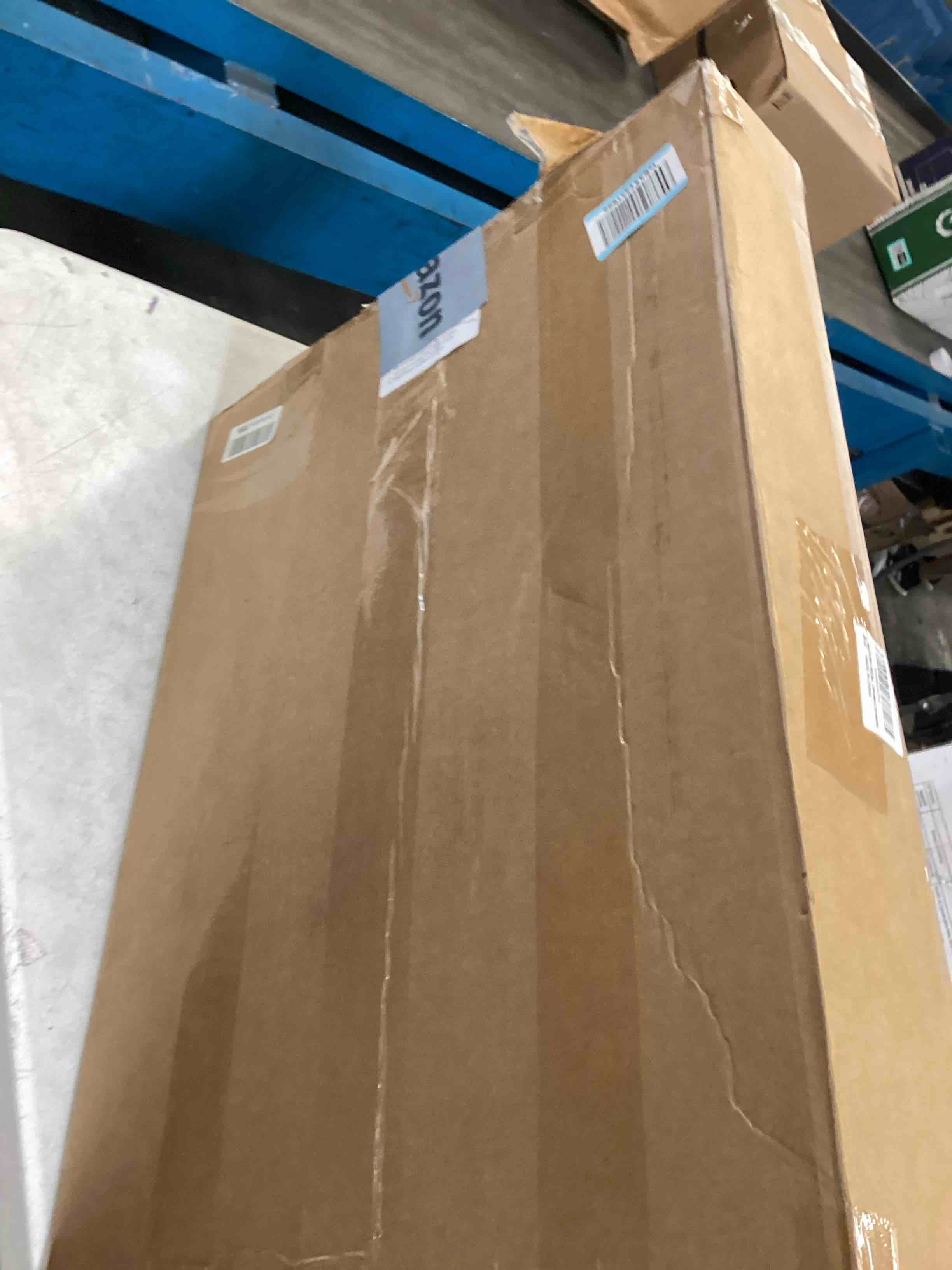 https://s3.amazonaws.com/lotting-images-prod/bidfta/PNK3689423_1749670650686.jpeg