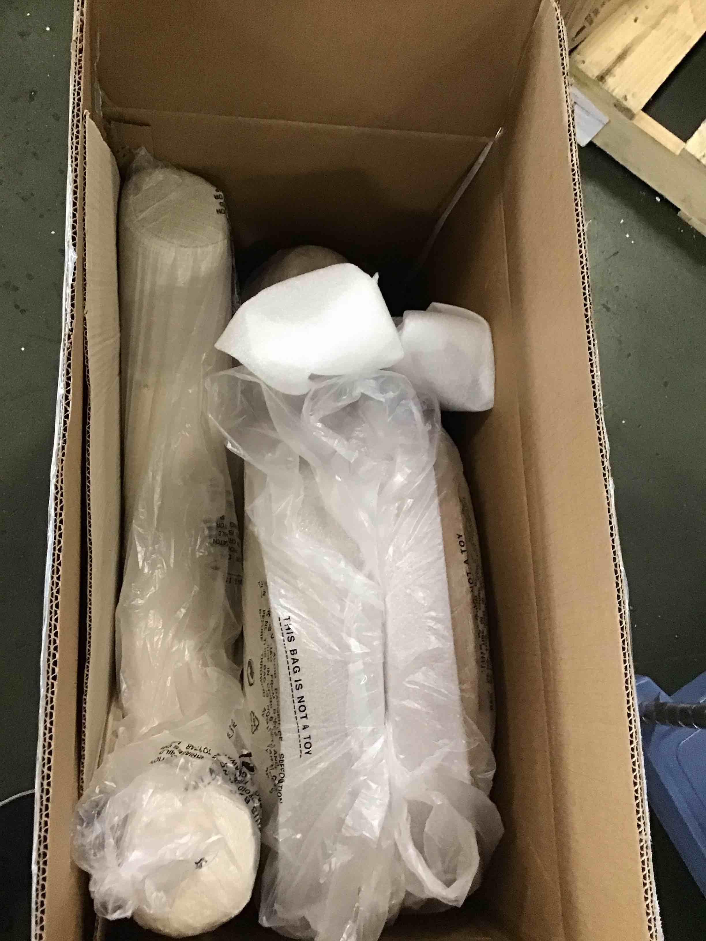 https://s3.amazonaws.com/lotting-images-prod/bidfta/PNK3689974_1750261610324.jpeg