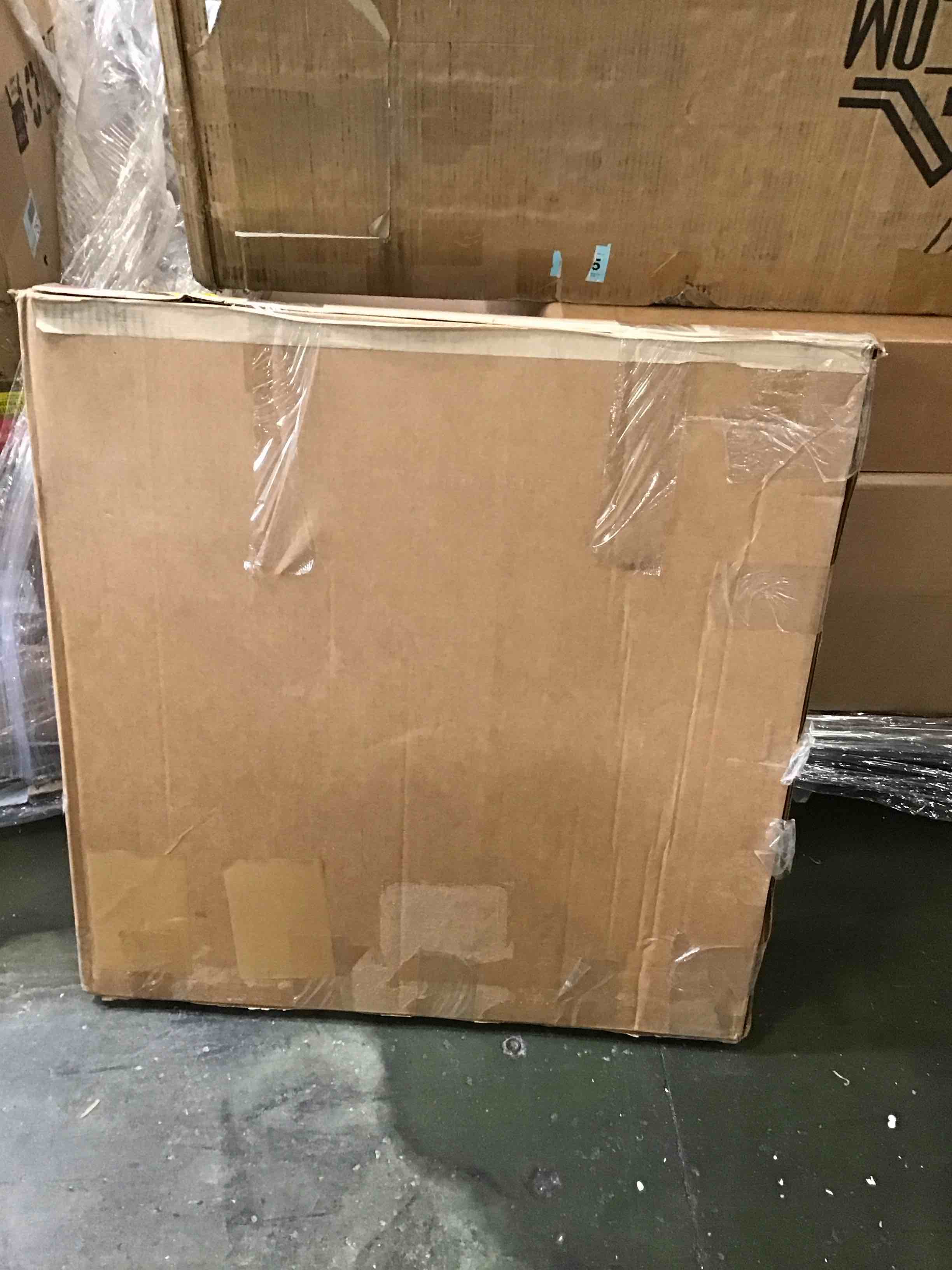 https://s3.amazonaws.com/lotting-images-prod/bidfta/PNK3689999_1750274189973.jpeg