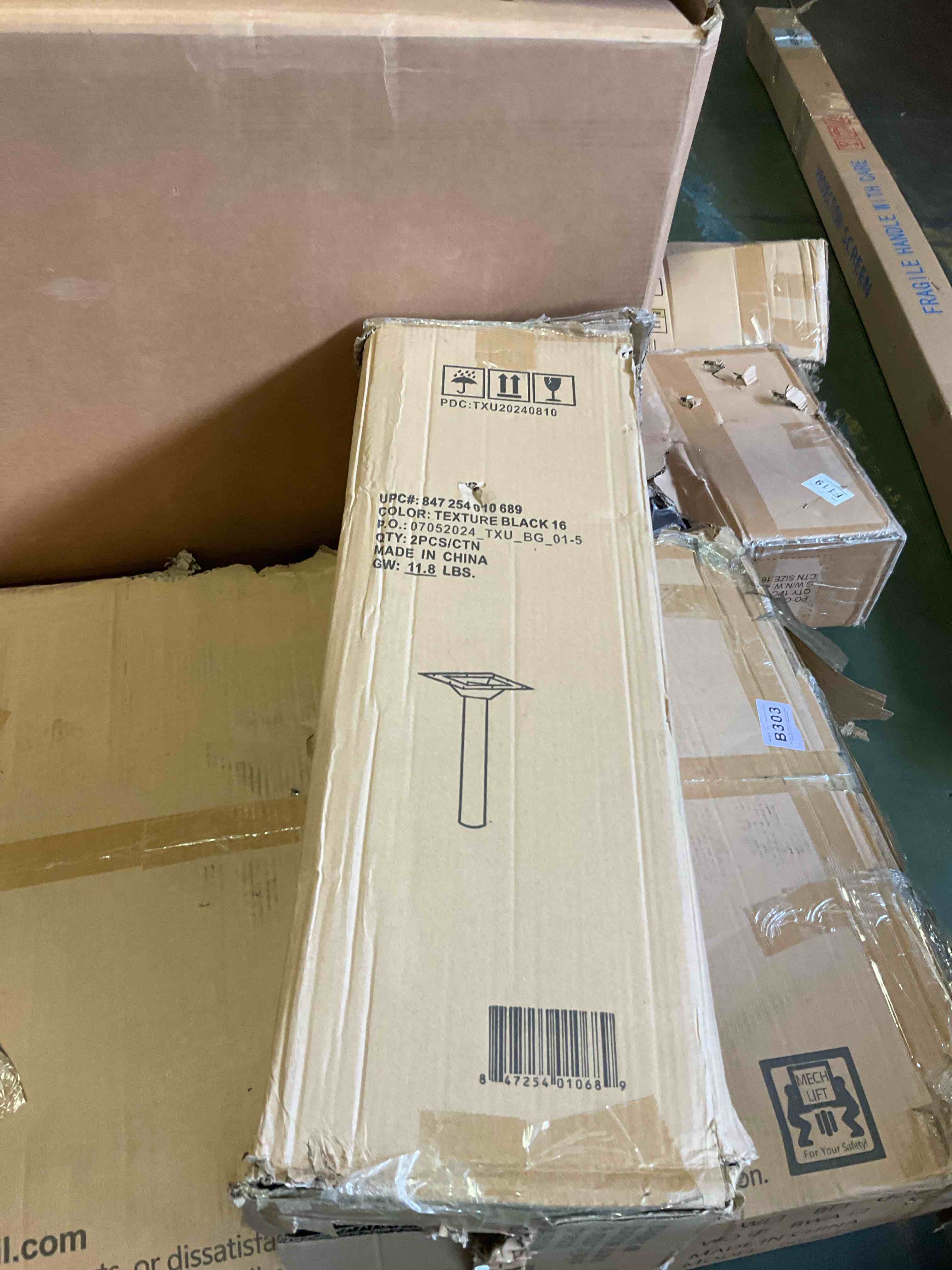 https://s3.amazonaws.com/lotting-images-prod/bidfta/PNK3690442_1750881350444.jpeg