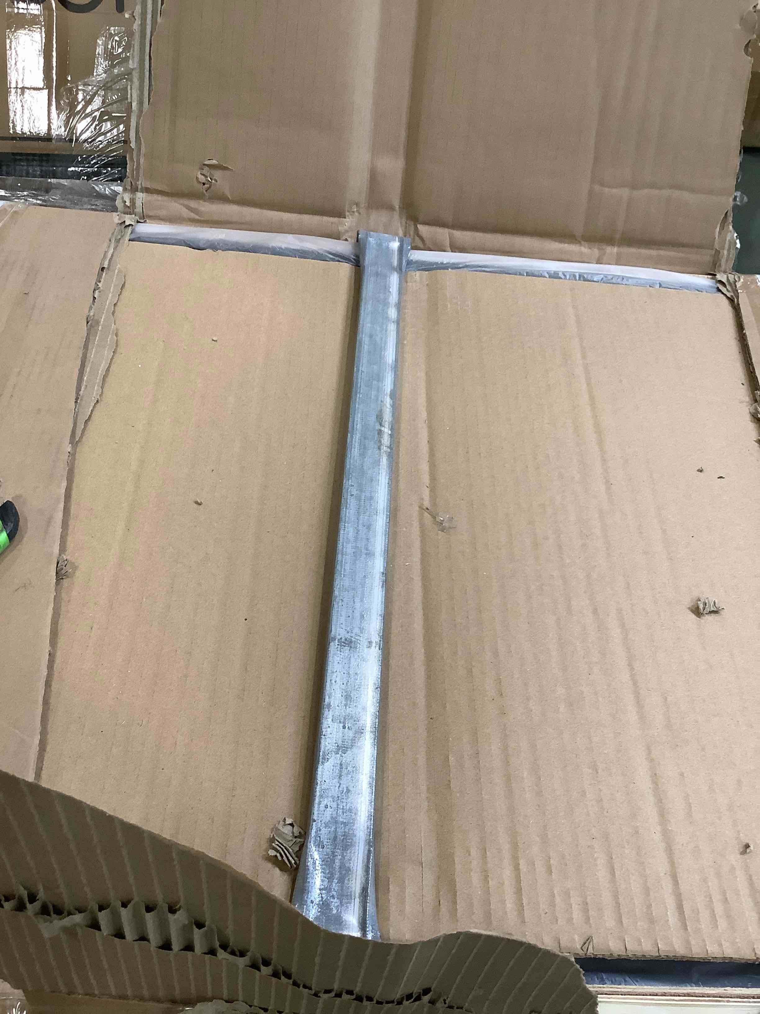 https://s3.amazonaws.com/lotting-images-prod/bidfta/PNK3690481_1750951239114.jpeg