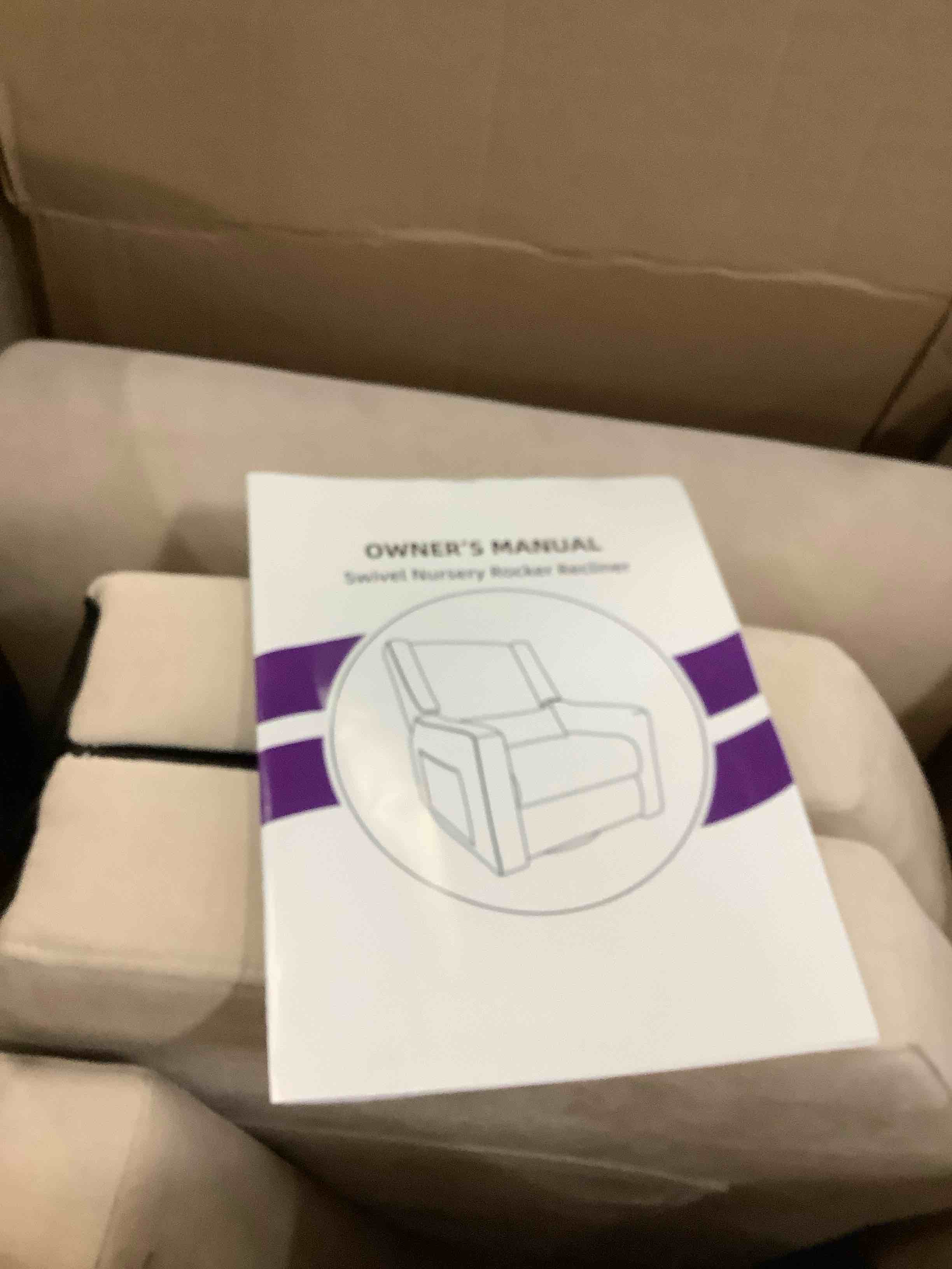 https://s3.amazonaws.com/lotting-images-prod/bidfta/PNK3690527_1751027291262.jpeg