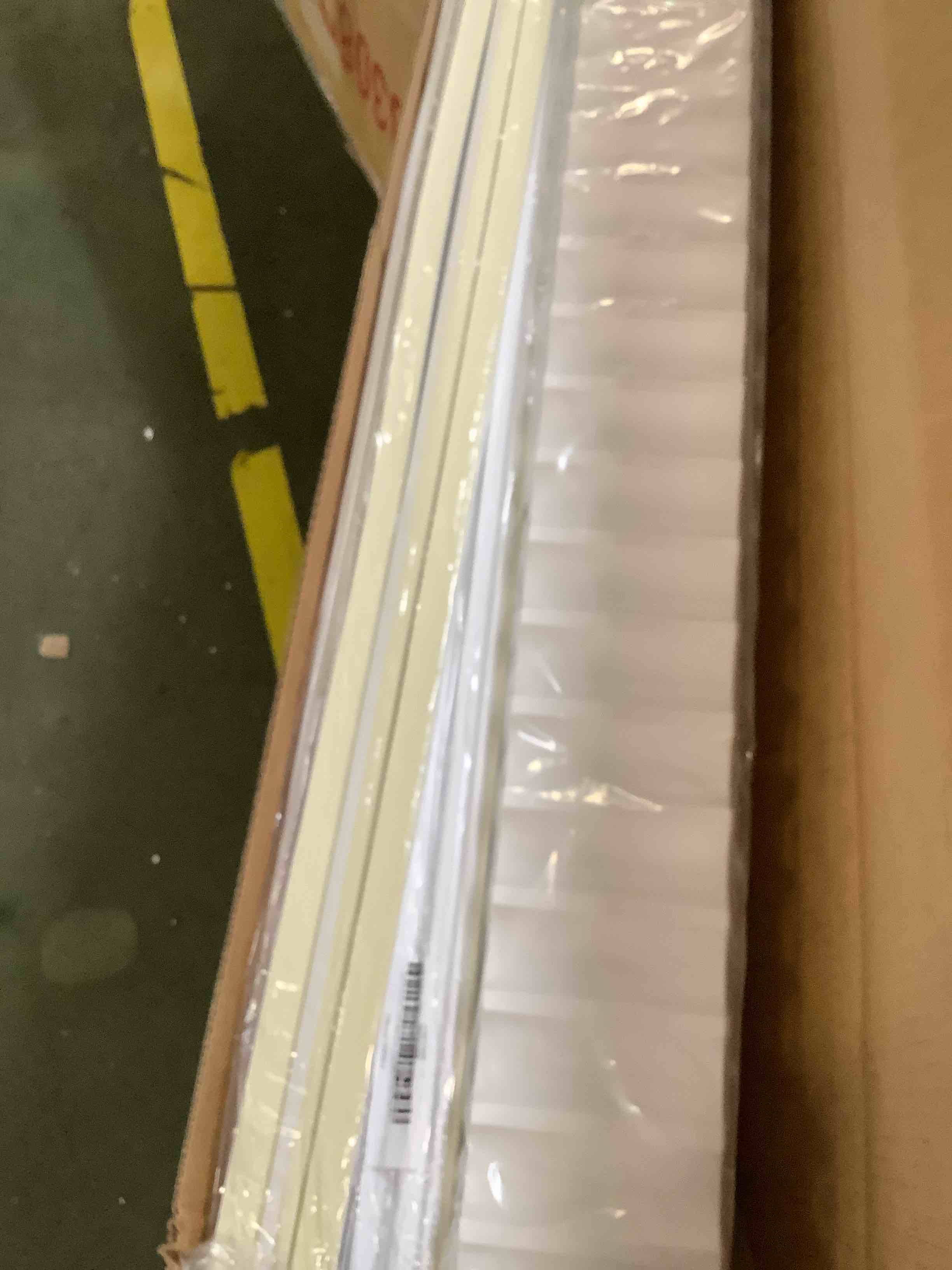 https://s3.amazonaws.com/lotting-images-prod/bidfta/PNK3690568_1751042366077.jpeg