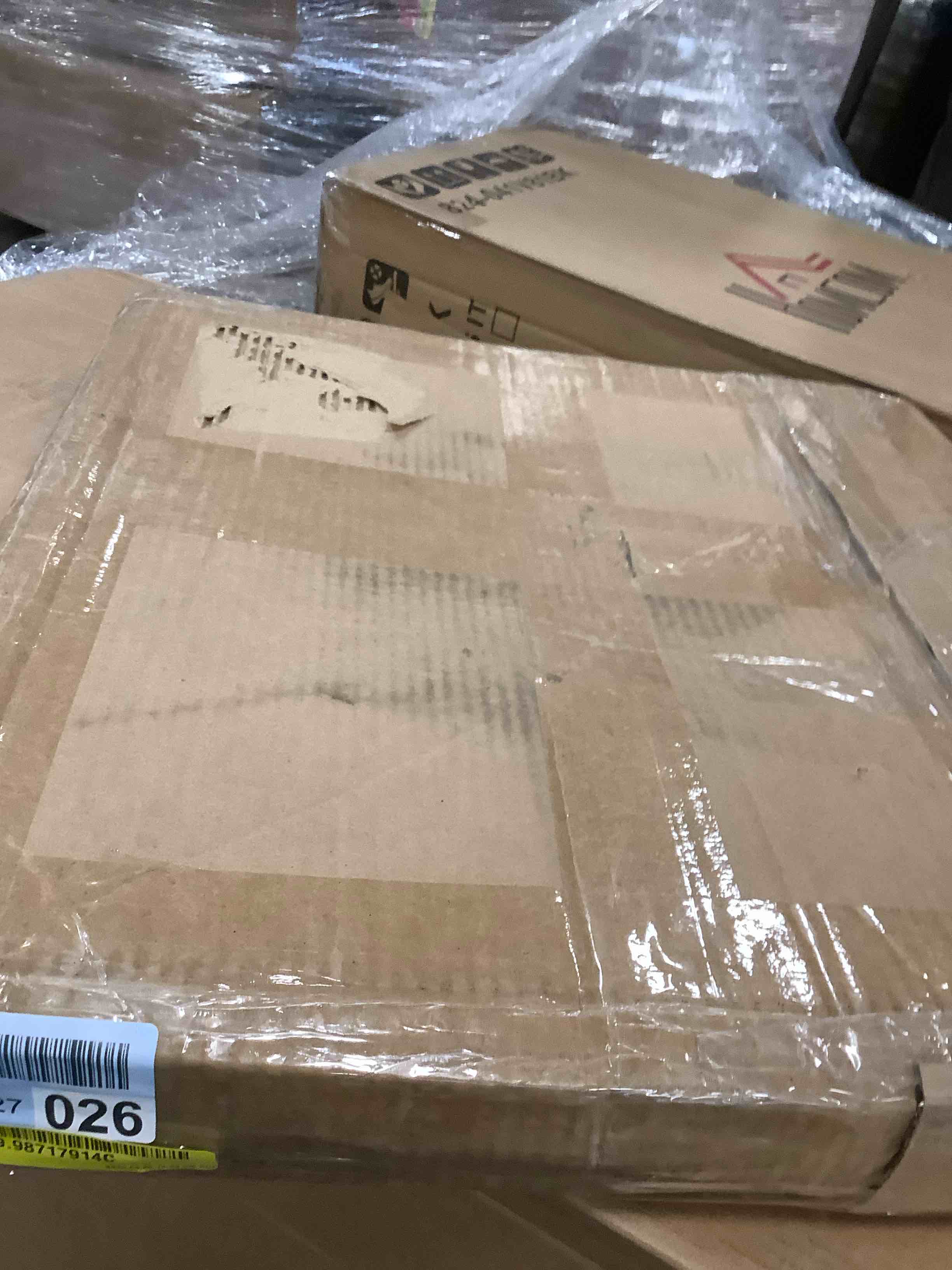 https://s3.amazonaws.com/lotting-images-prod/bidfta/PNK3690647_1751290107067.jpeg