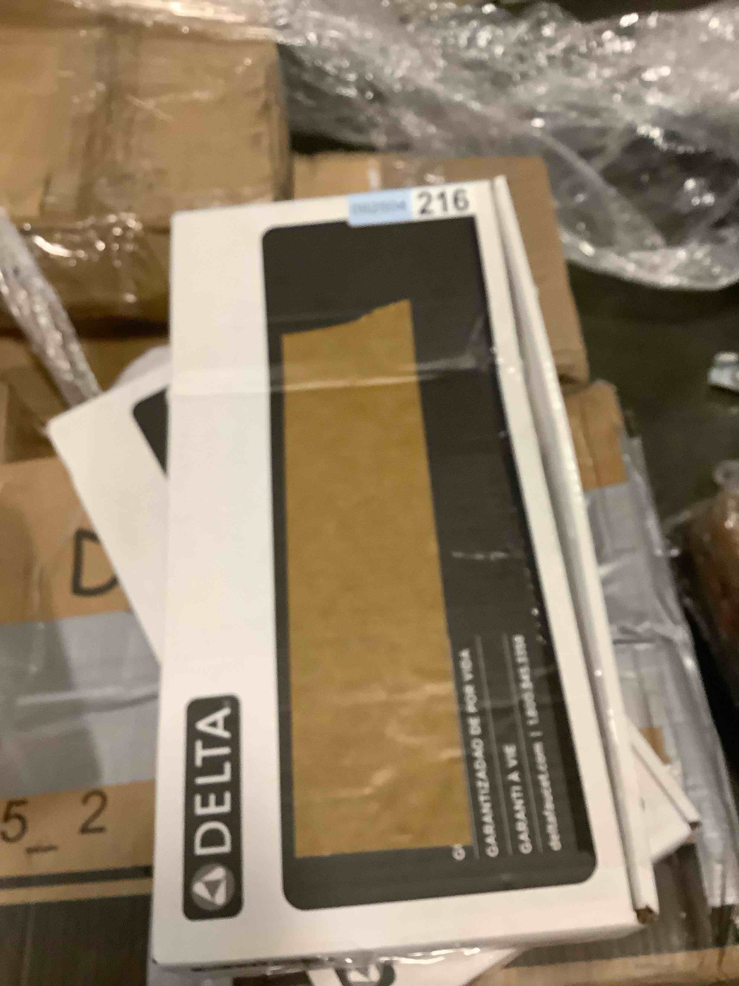 https://s3.amazonaws.com/lotting-images-prod/bidfta/PNK3690654_1751291498426.jpeg
