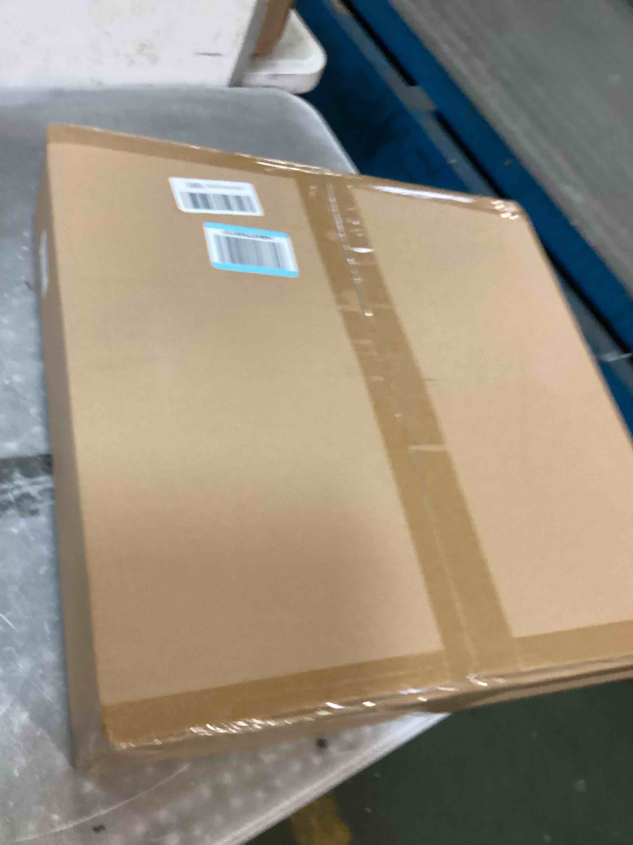 https://s3.amazonaws.com/lotting-images-prod/bidfta/PNK3690688_1751296236365.jpeg
