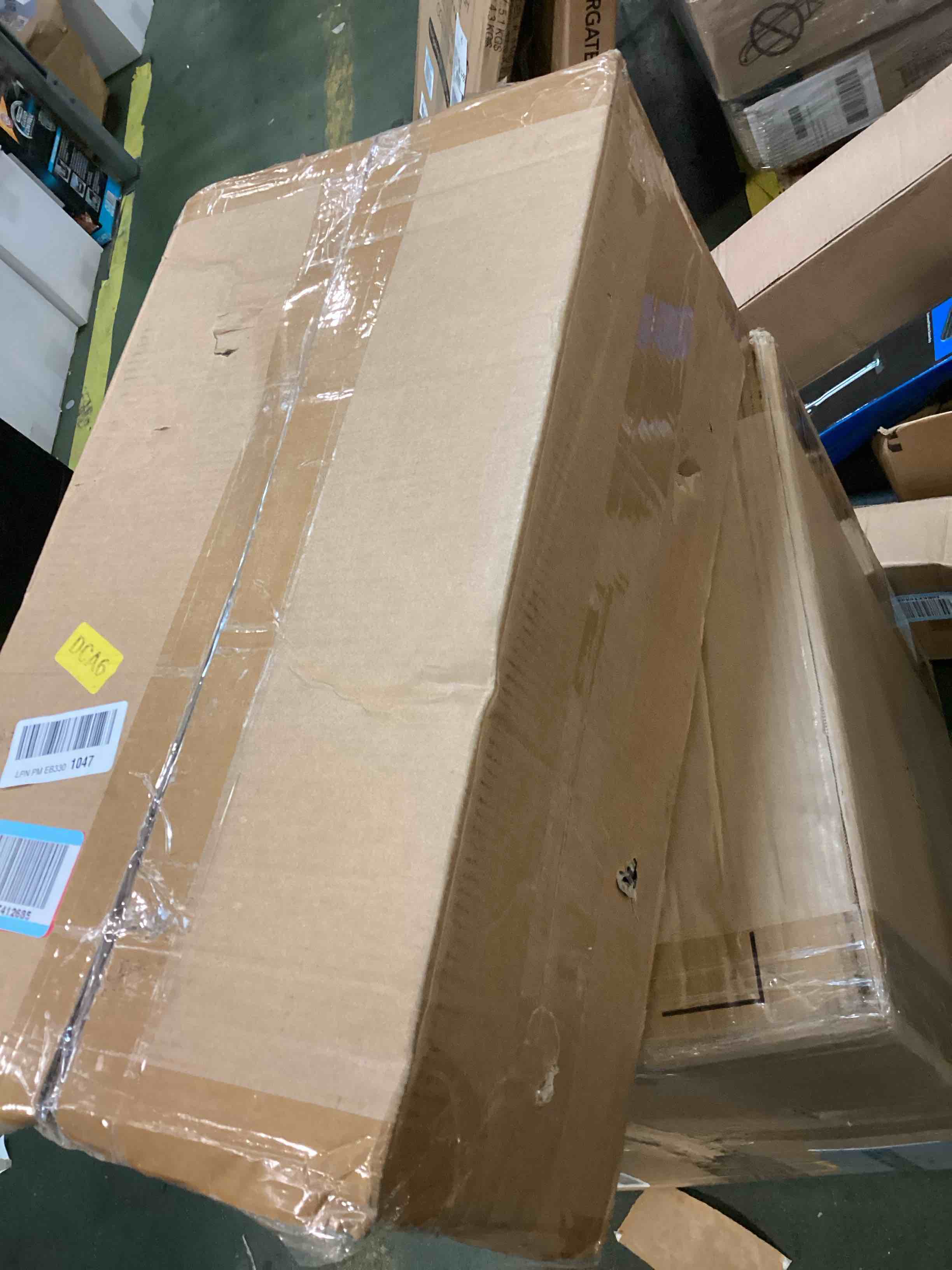 https://s3.amazonaws.com/lotting-images-prod/bidfta/PNK3690702_1751297640086.jpeg