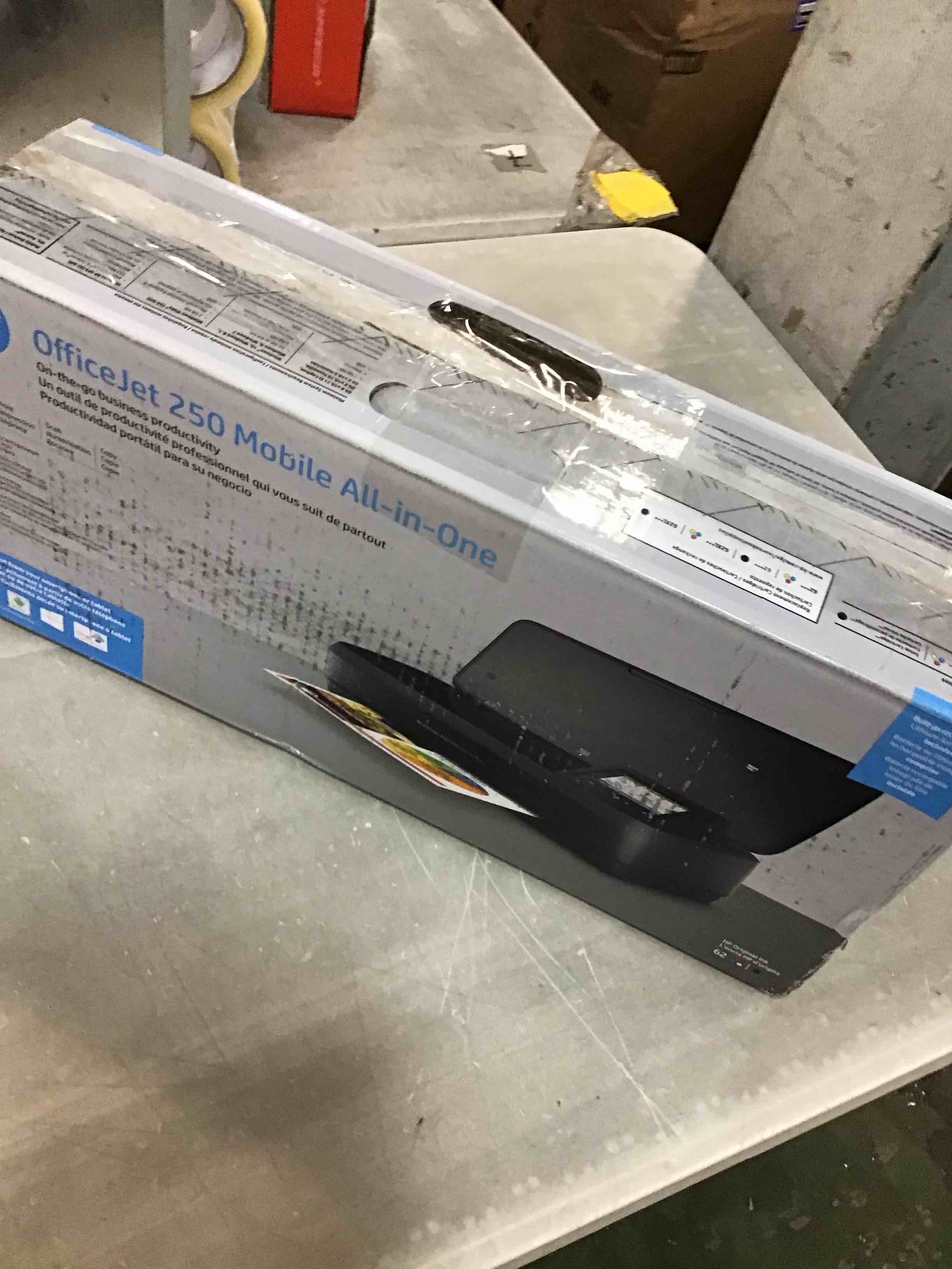 https://s3.amazonaws.com/lotting-images-prod/bidfta/PNK3691196_1749050425546.jpeg