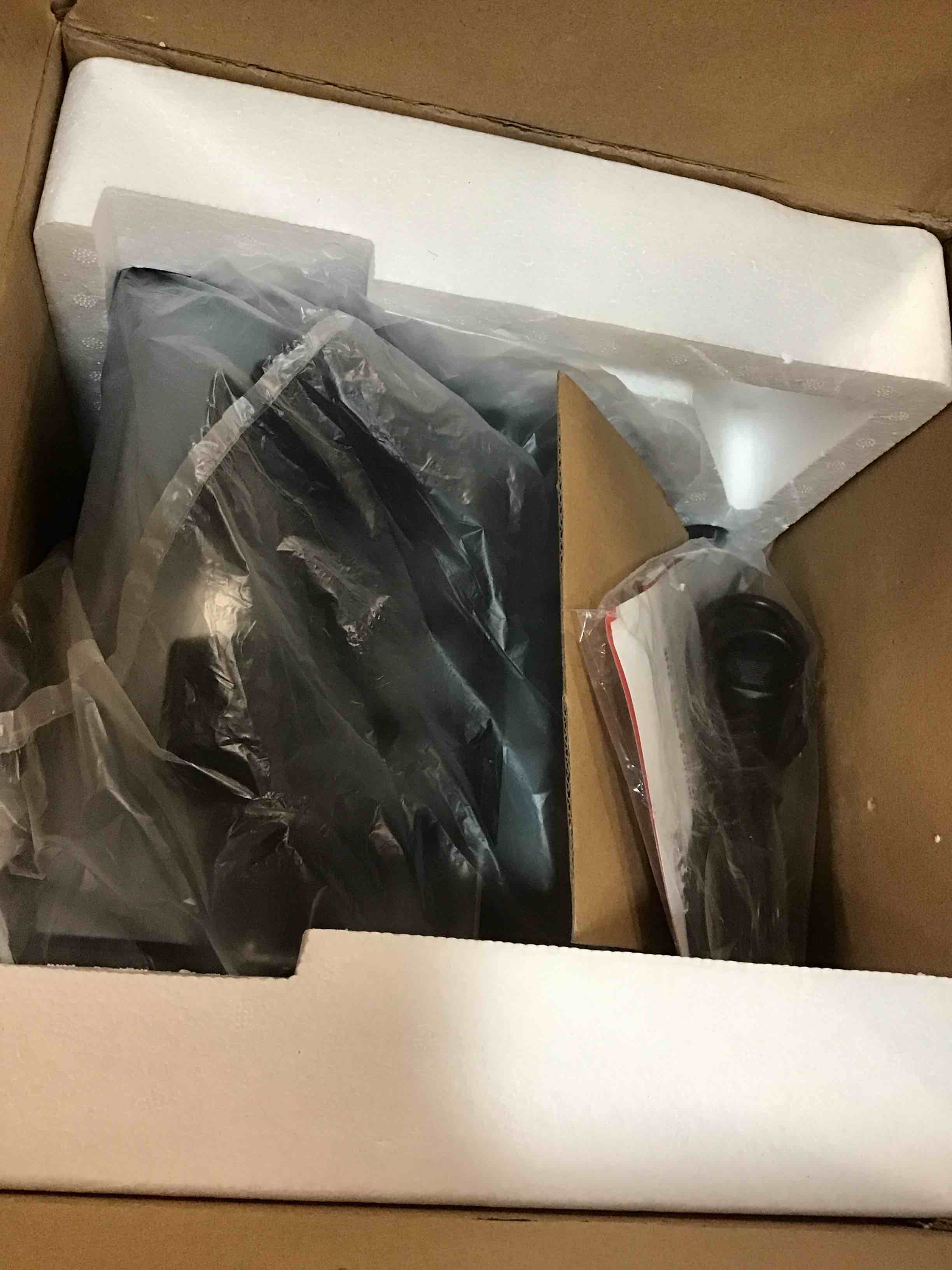 https://s3.amazonaws.com/lotting-images-prod/bidfta/PNK3691291_1749061917502.jpeg