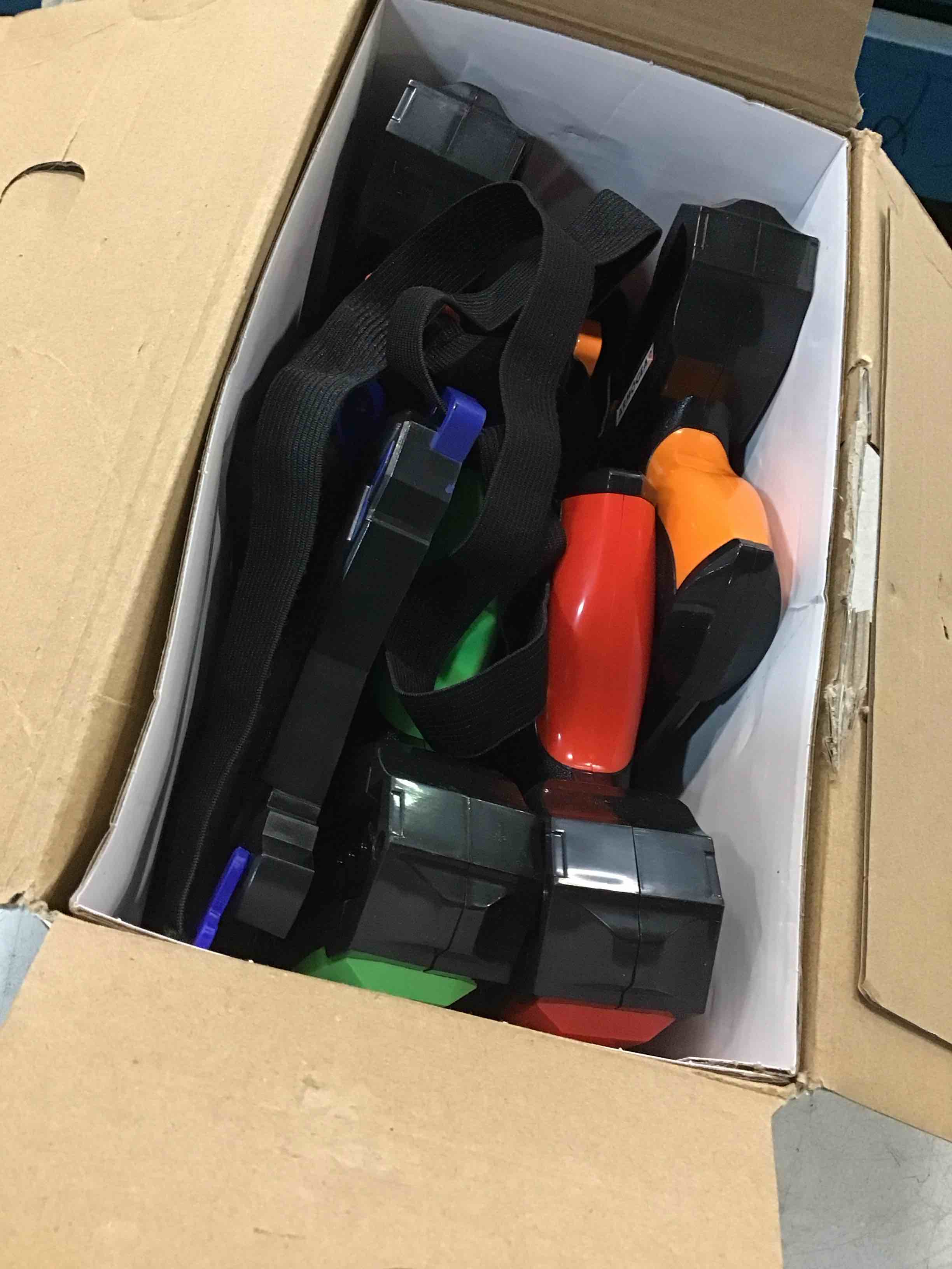 https://s3.amazonaws.com/lotting-images-prod/bidfta/PNK3692139_1749478848747.jpeg
