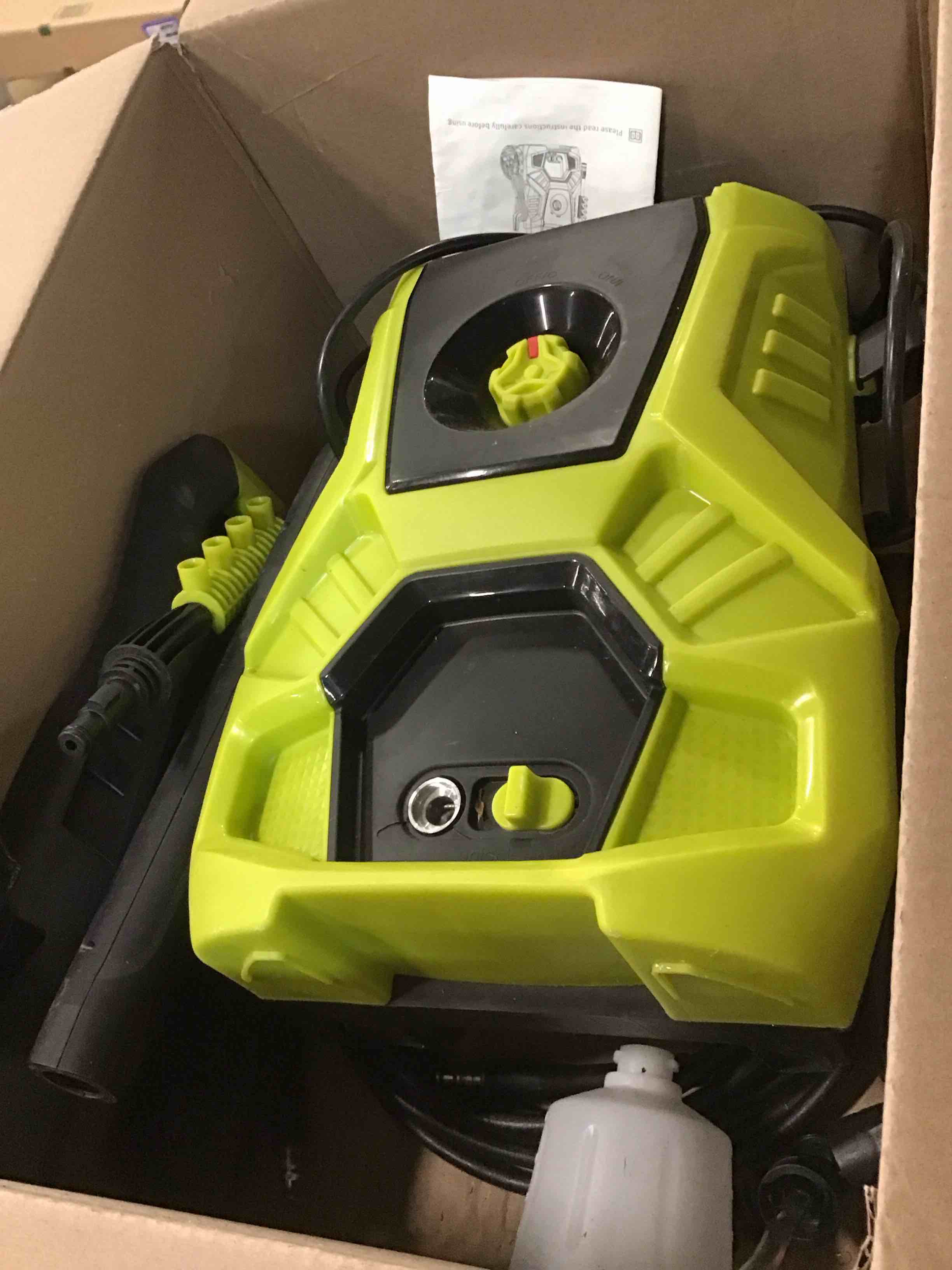https://s3.amazonaws.com/lotting-images-prod/bidfta/PNK3692226_1749491139438.jpeg