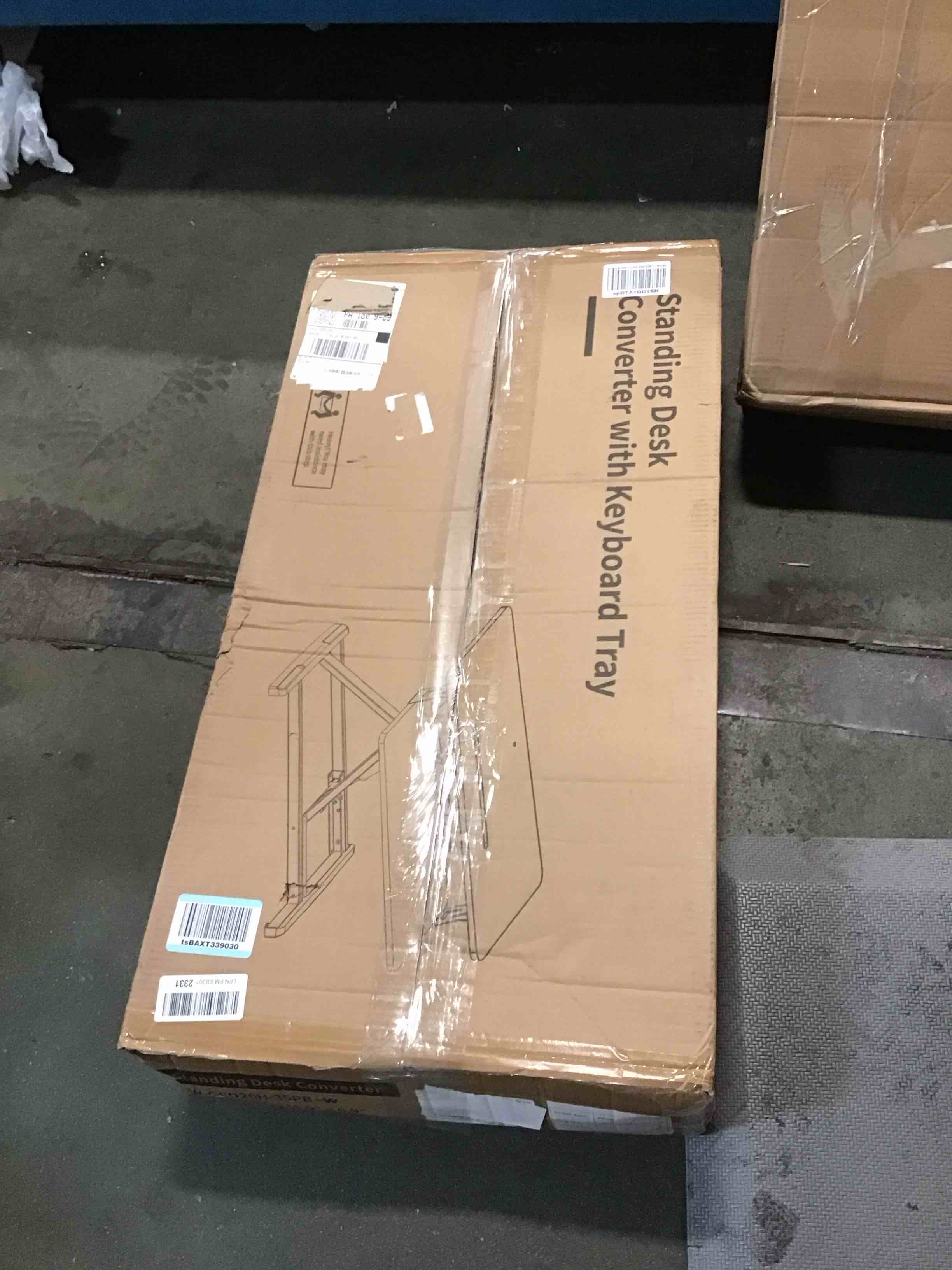 https://s3.amazonaws.com/lotting-images-prod/bidfta/PNK3692253_1749494534101.jpeg