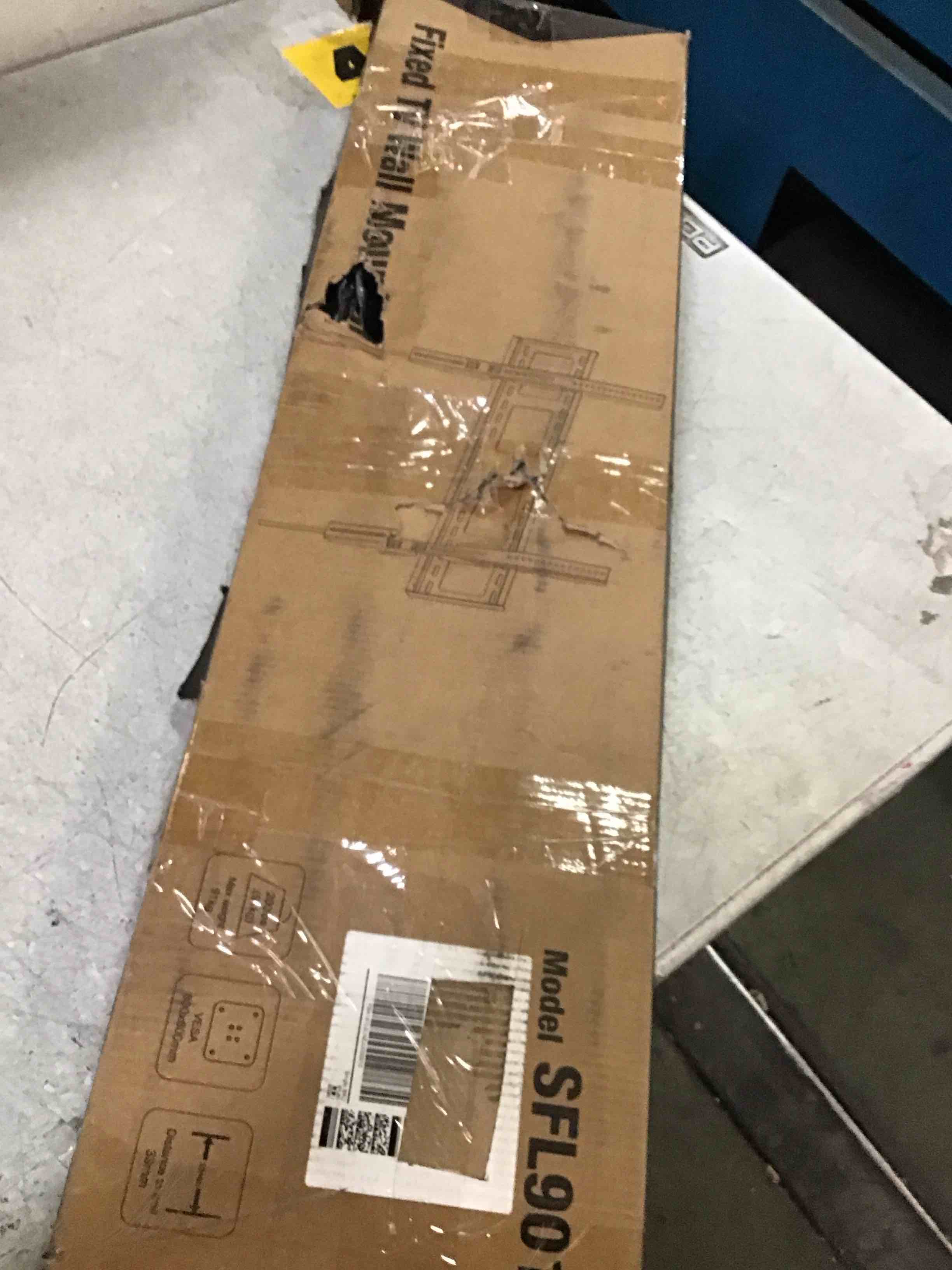https://s3.amazonaws.com/lotting-images-prod/bidfta/PNK3693316_1749914698093.jpeg