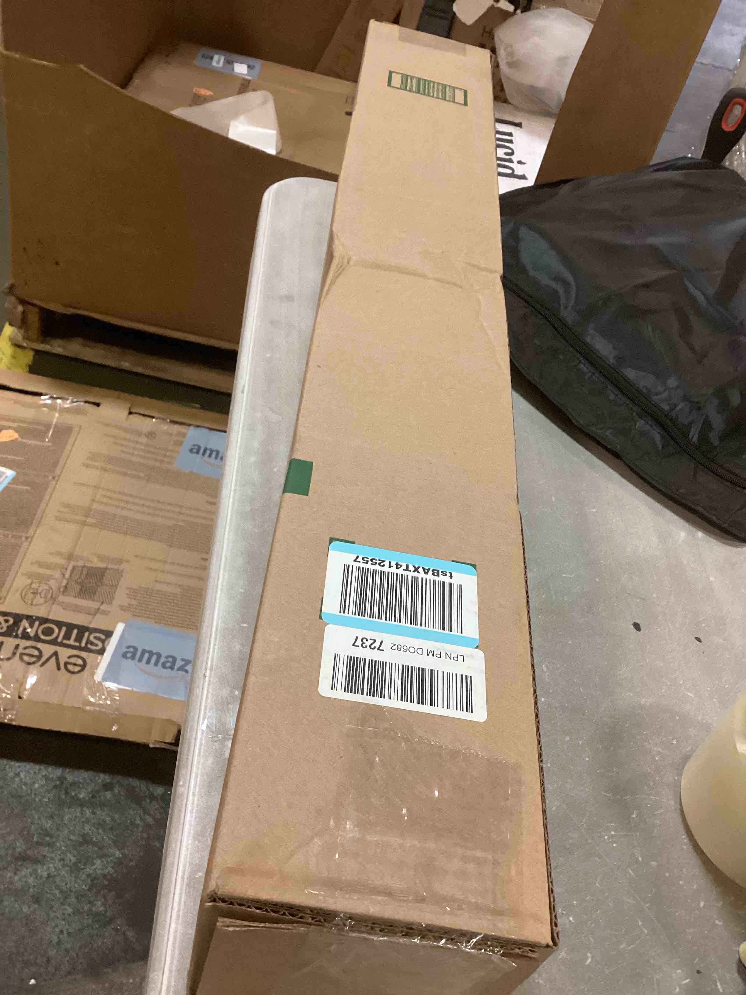 https://s3.amazonaws.com/lotting-images-prod/bidfta/PNK3694010_1745498547017.jpeg