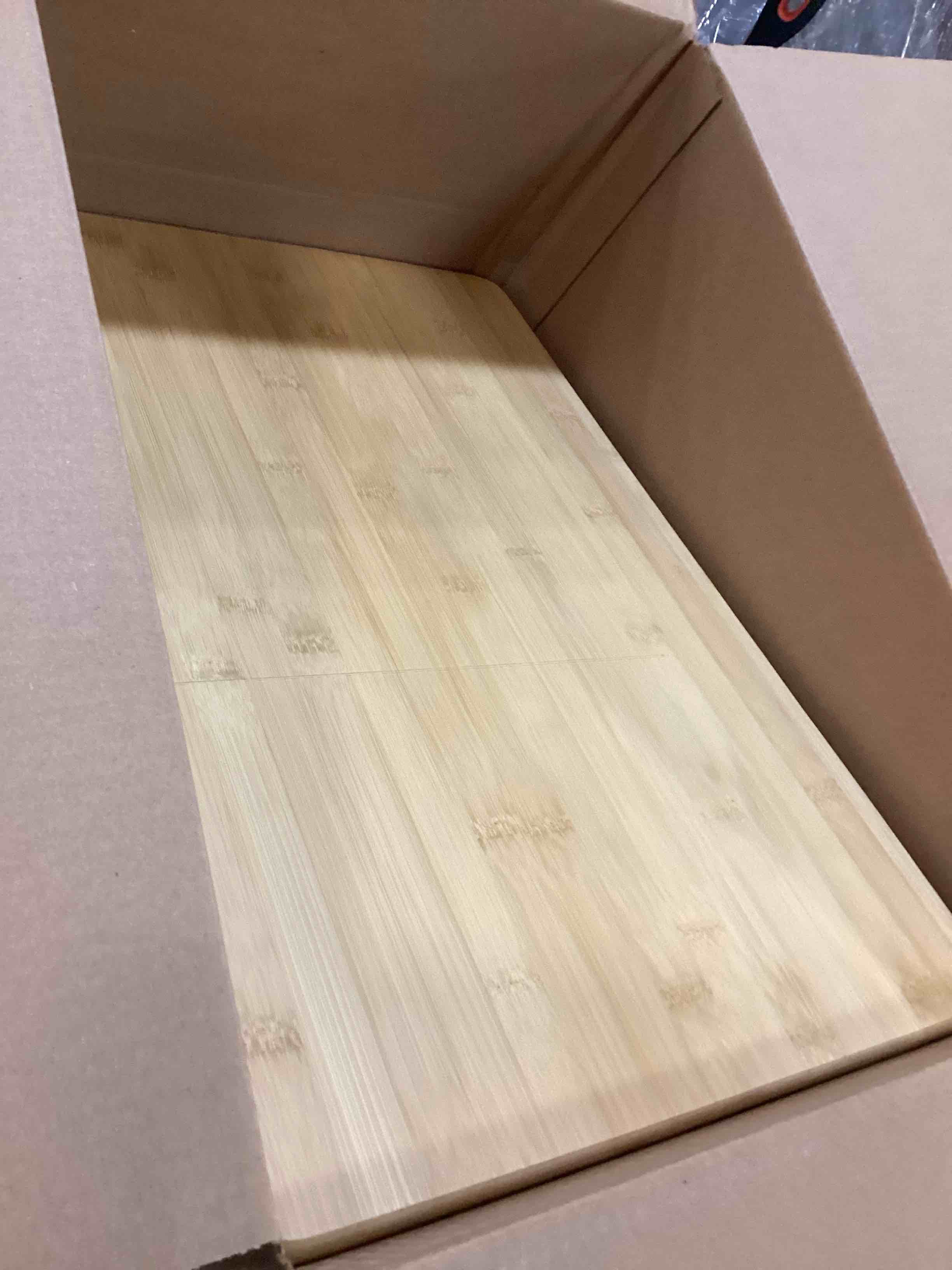 https://s3.amazonaws.com/lotting-images-prod/bidfta/PNK3694028_1745501507958.jpeg