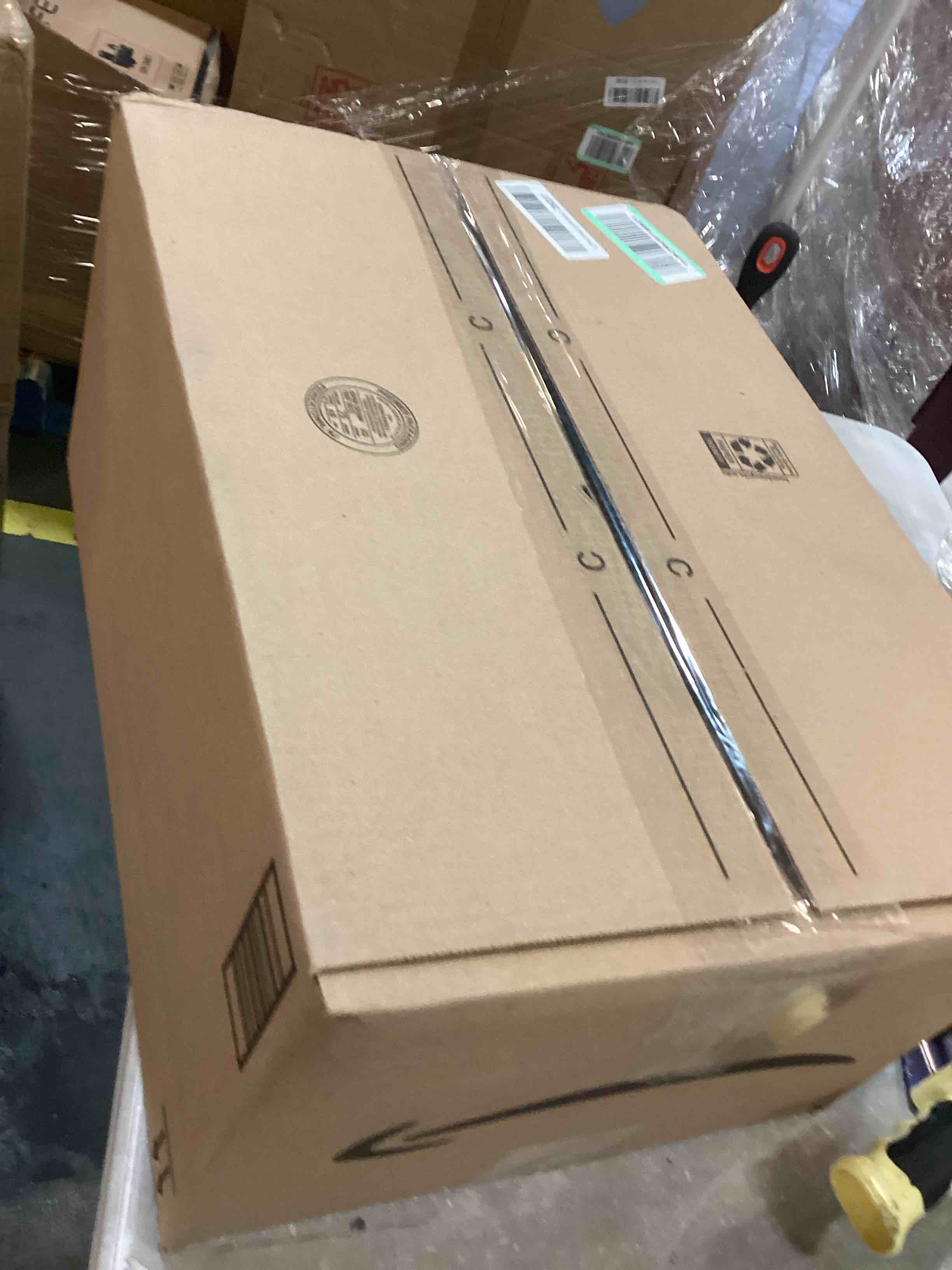 https://s3.amazonaws.com/lotting-images-prod/bidfta/PNK3694028_1745501518718.jpeg