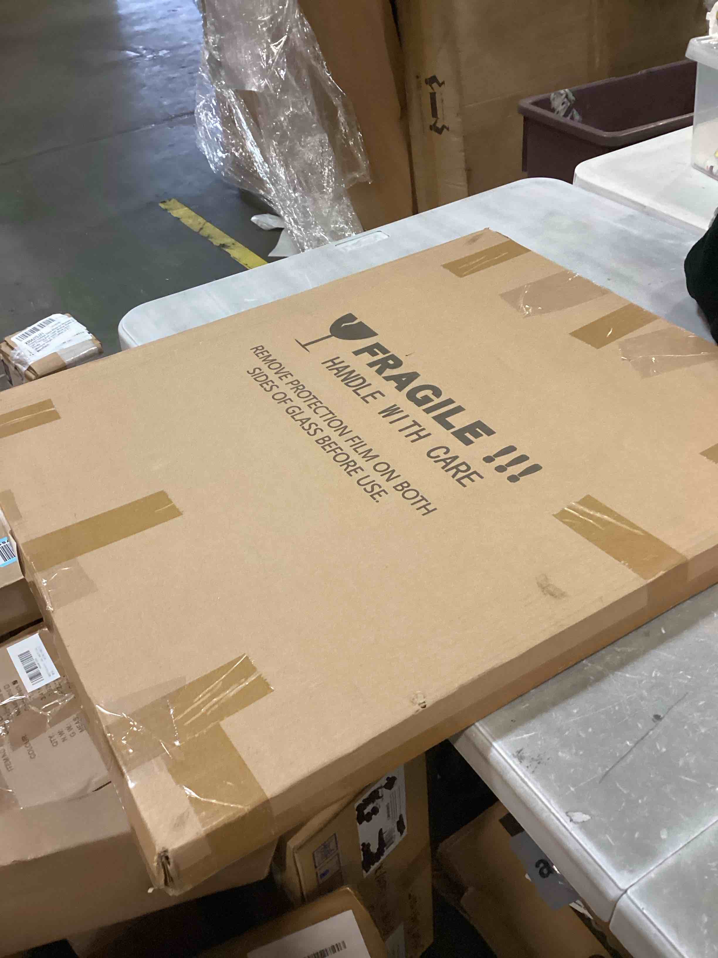 https://s3.amazonaws.com/lotting-images-prod/bidfta/PNK3694075_1745508374037.jpeg