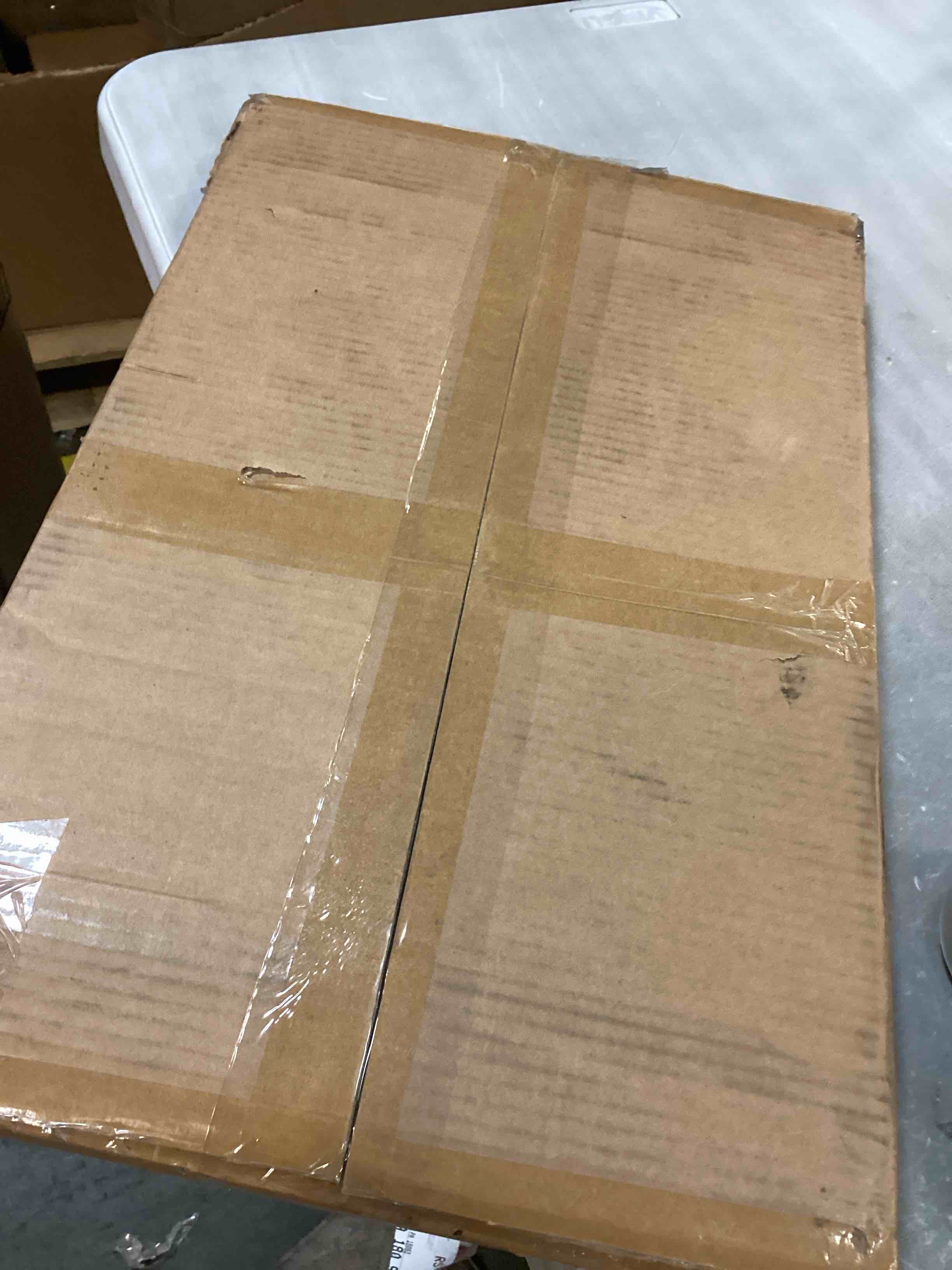 https://s3.amazonaws.com/lotting-images-prod/bidfta/PNK3694141_1745519077400.jpeg
