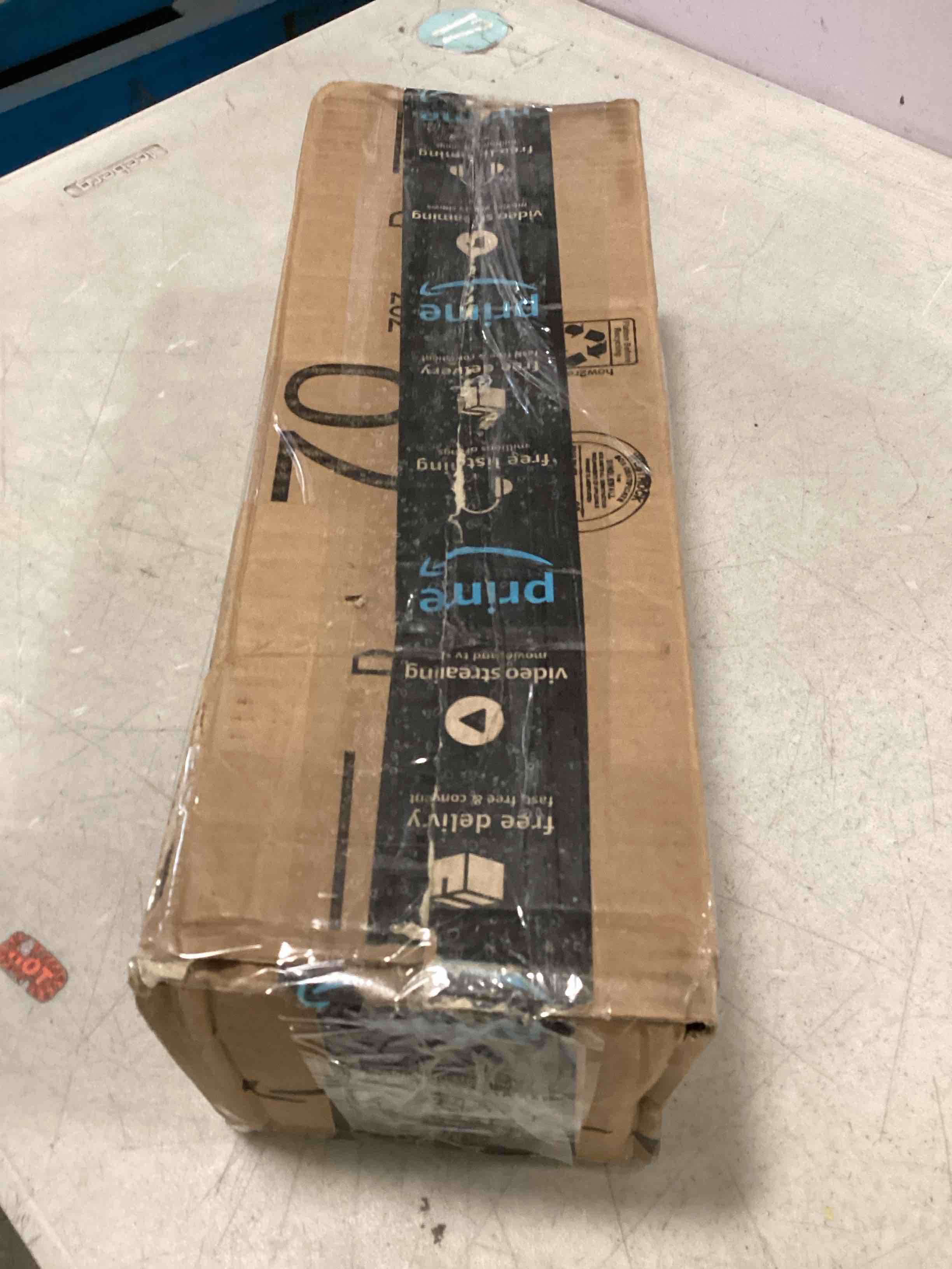 https://s3.amazonaws.com/lotting-images-prod/bidfta/PNK3694382_1746128352210.jpeg