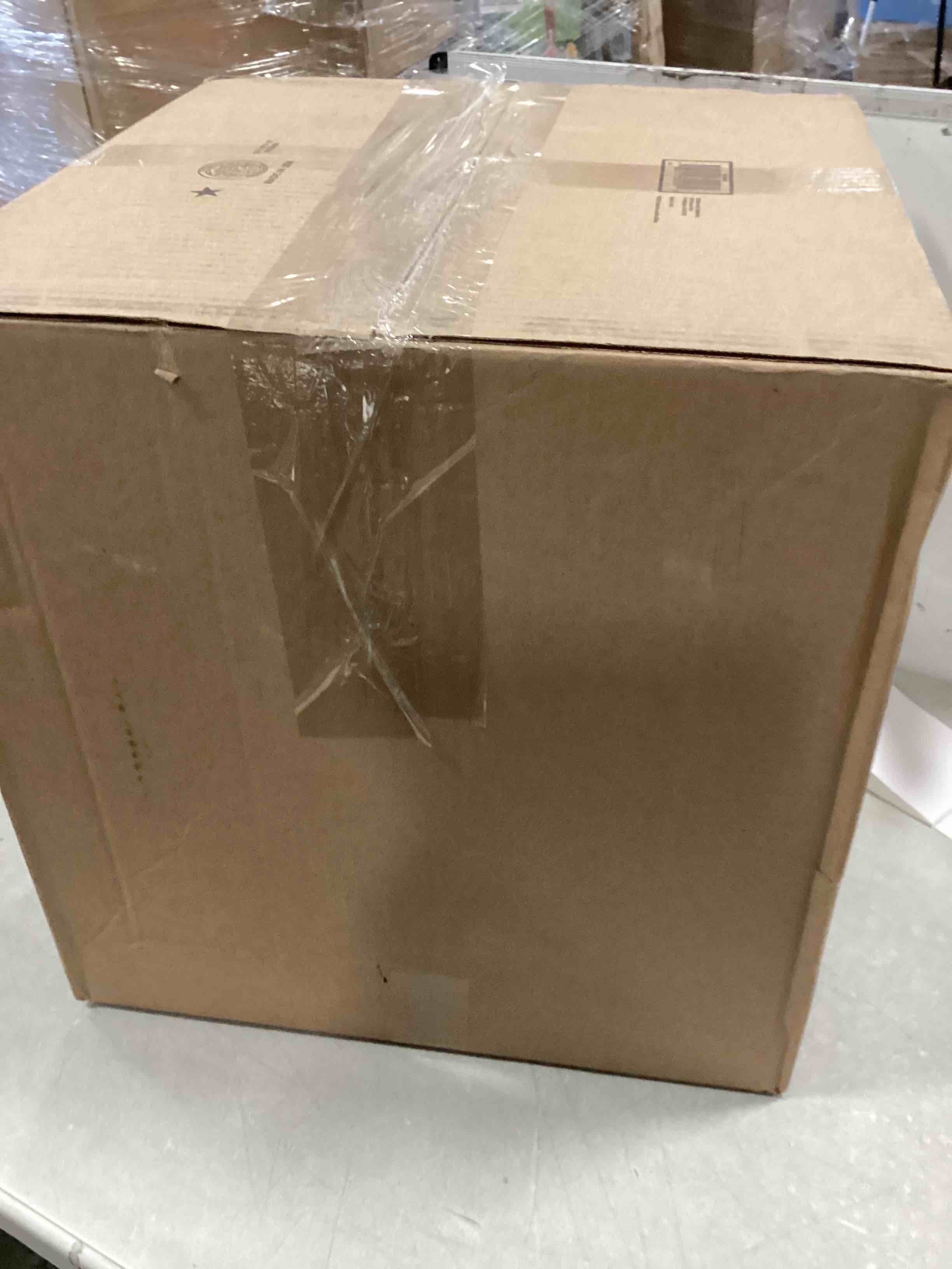 https://s3.amazonaws.com/lotting-images-prod/bidfta/PNK3694473_1746193339716.jpeg