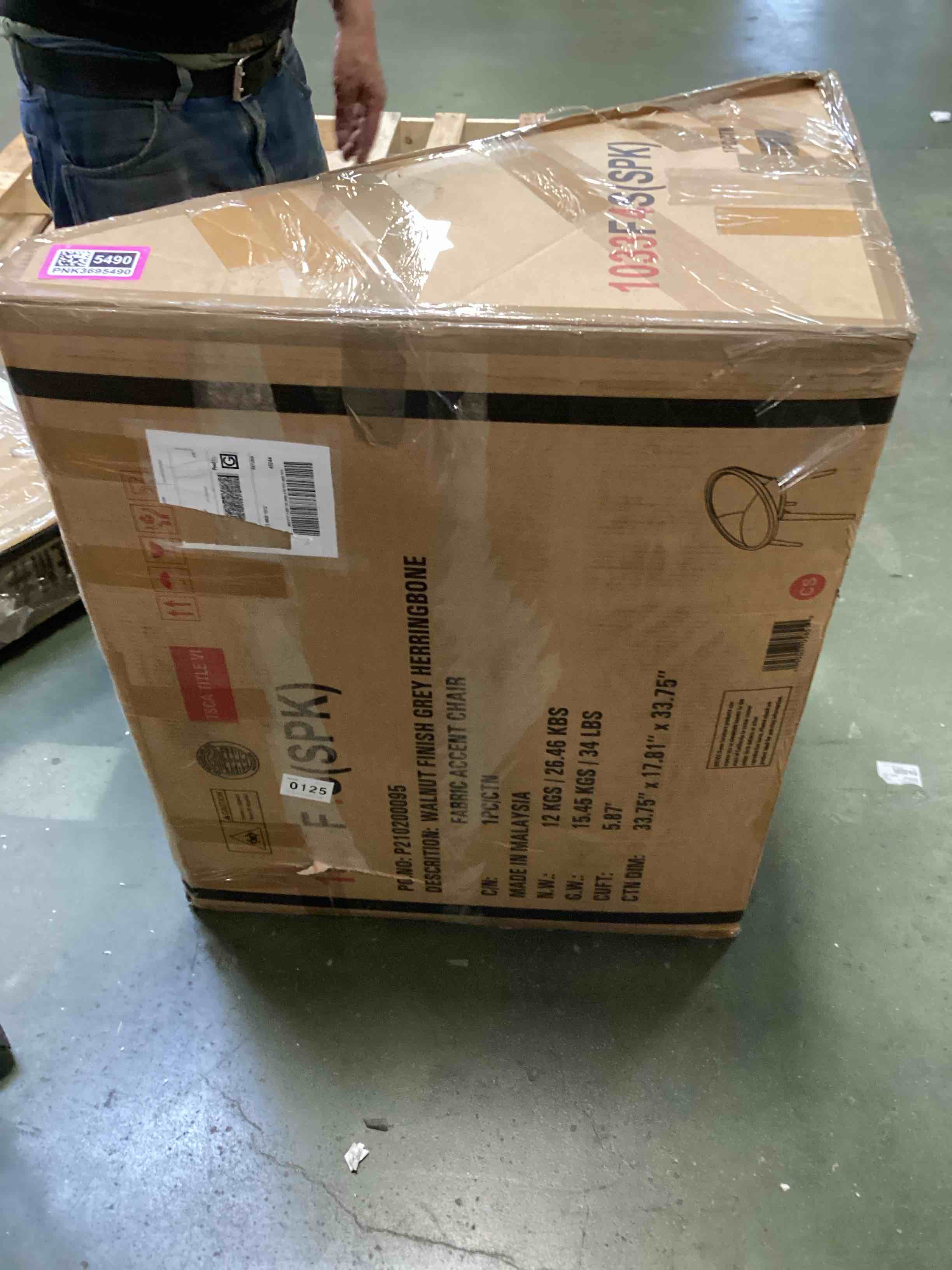 https://s3.amazonaws.com/lotting-images-prod/bidfta/PNK3695490_1747160968241.jpeg