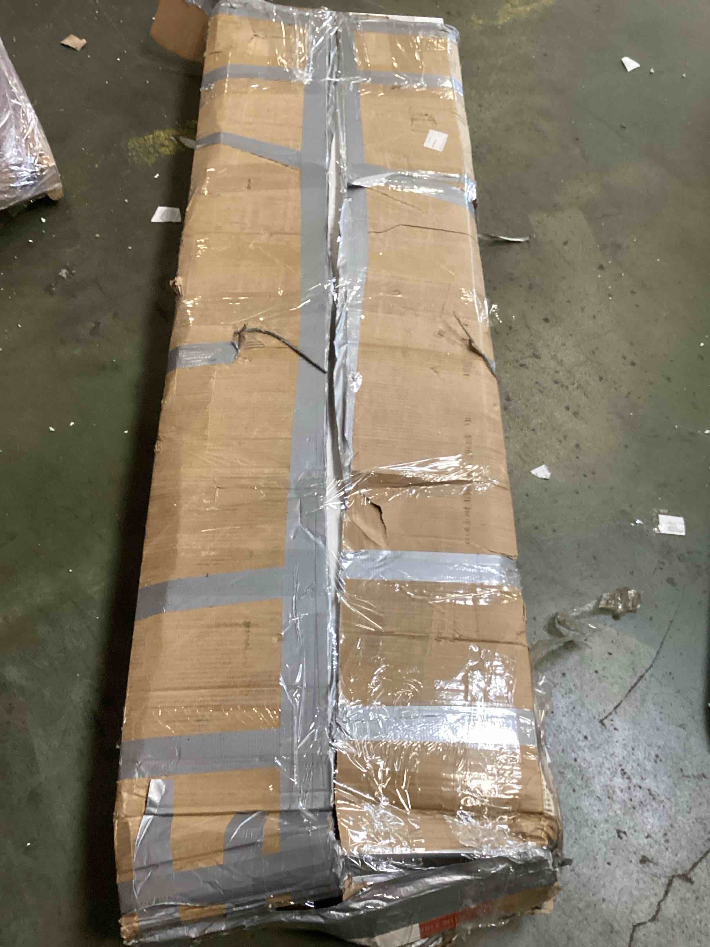 https://s3.amazonaws.com/lotting-images-prod/bidfta/PNK3695763_1747658859576.jpeg