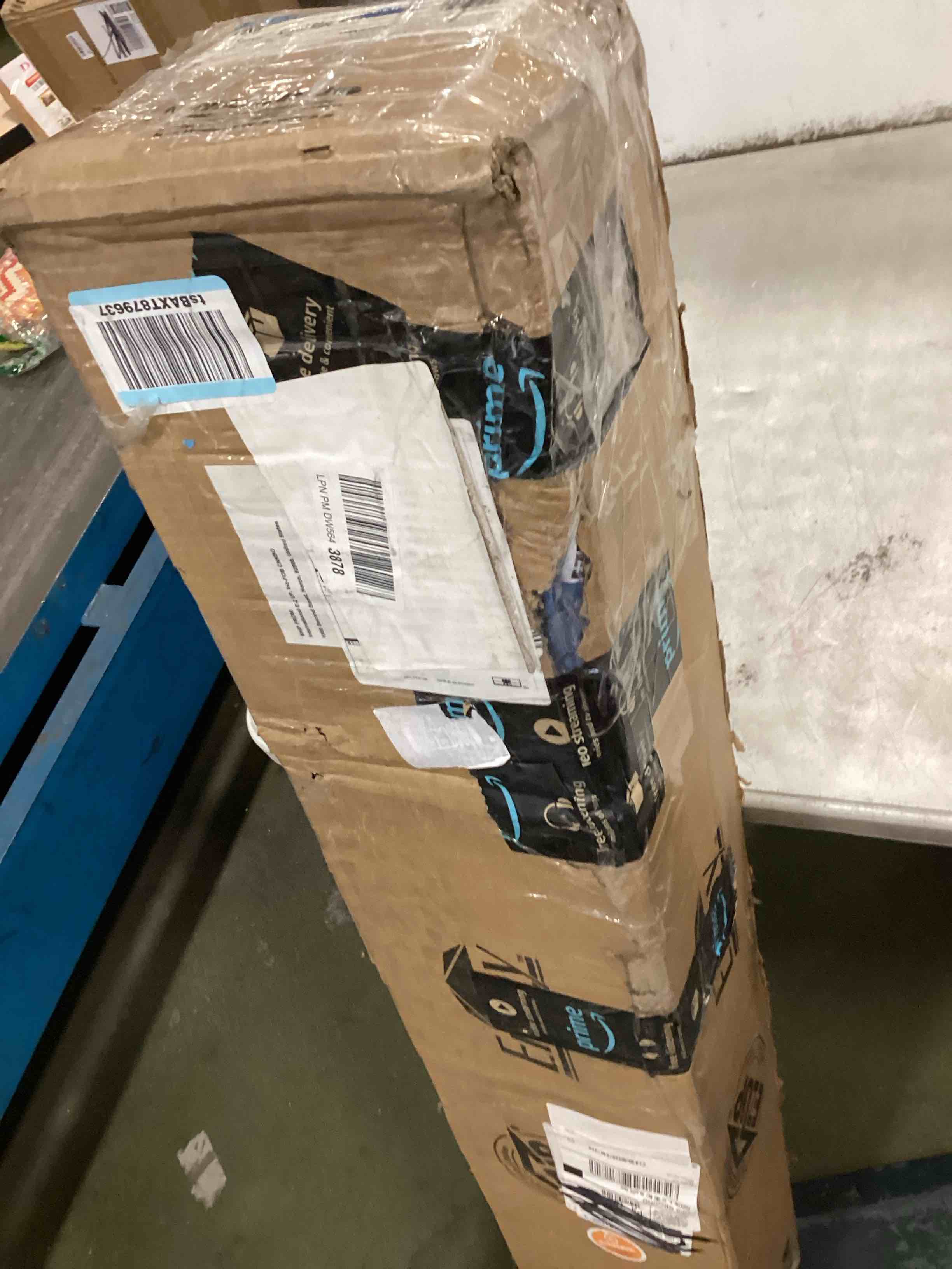 https://s3.amazonaws.com/lotting-images-prod/bidfta/PNK3697008_1748434347447.jpeg
