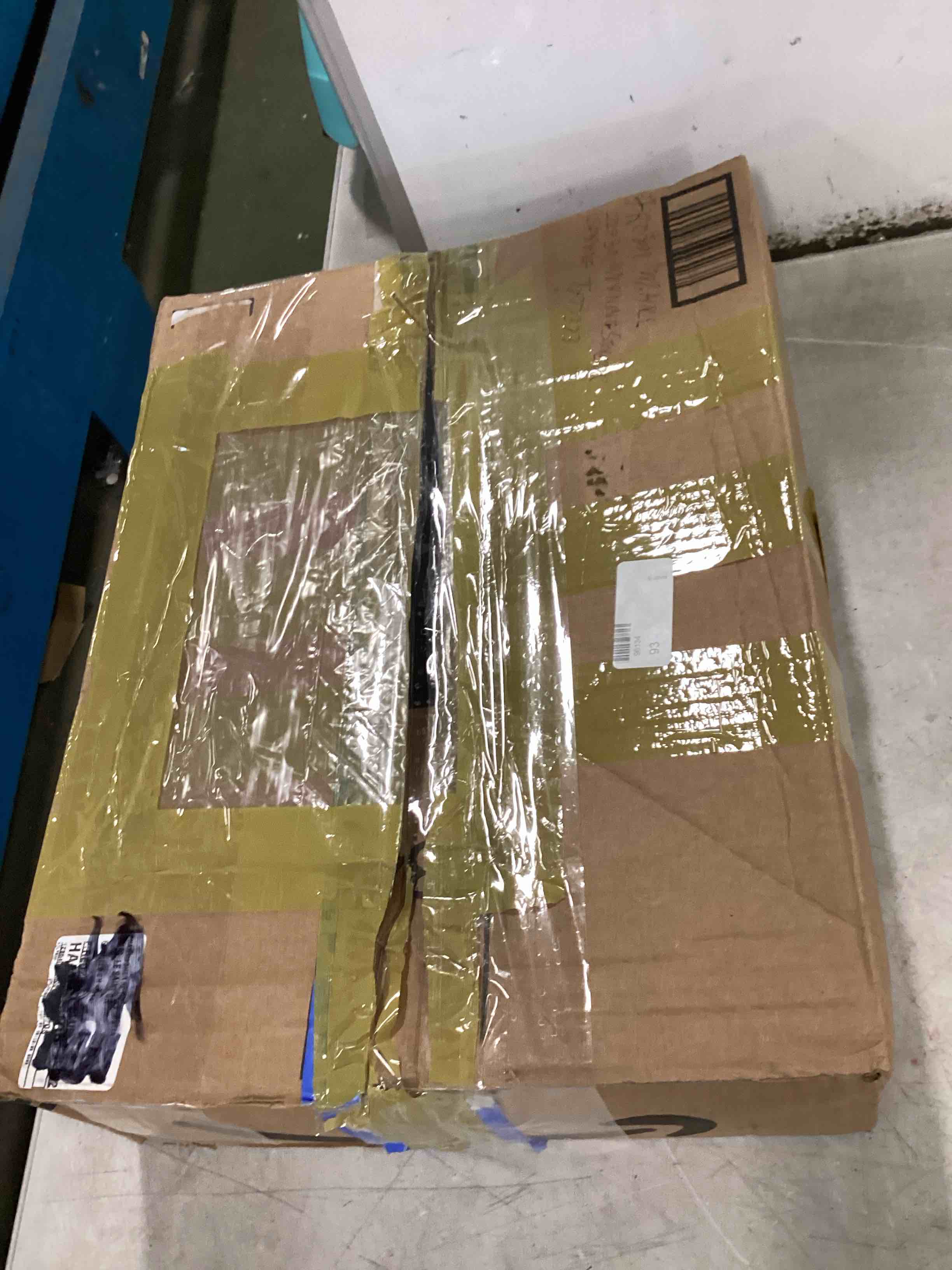 https://s3.amazonaws.com/lotting-images-prod/bidfta/PNK3697178_1748452785004.jpeg