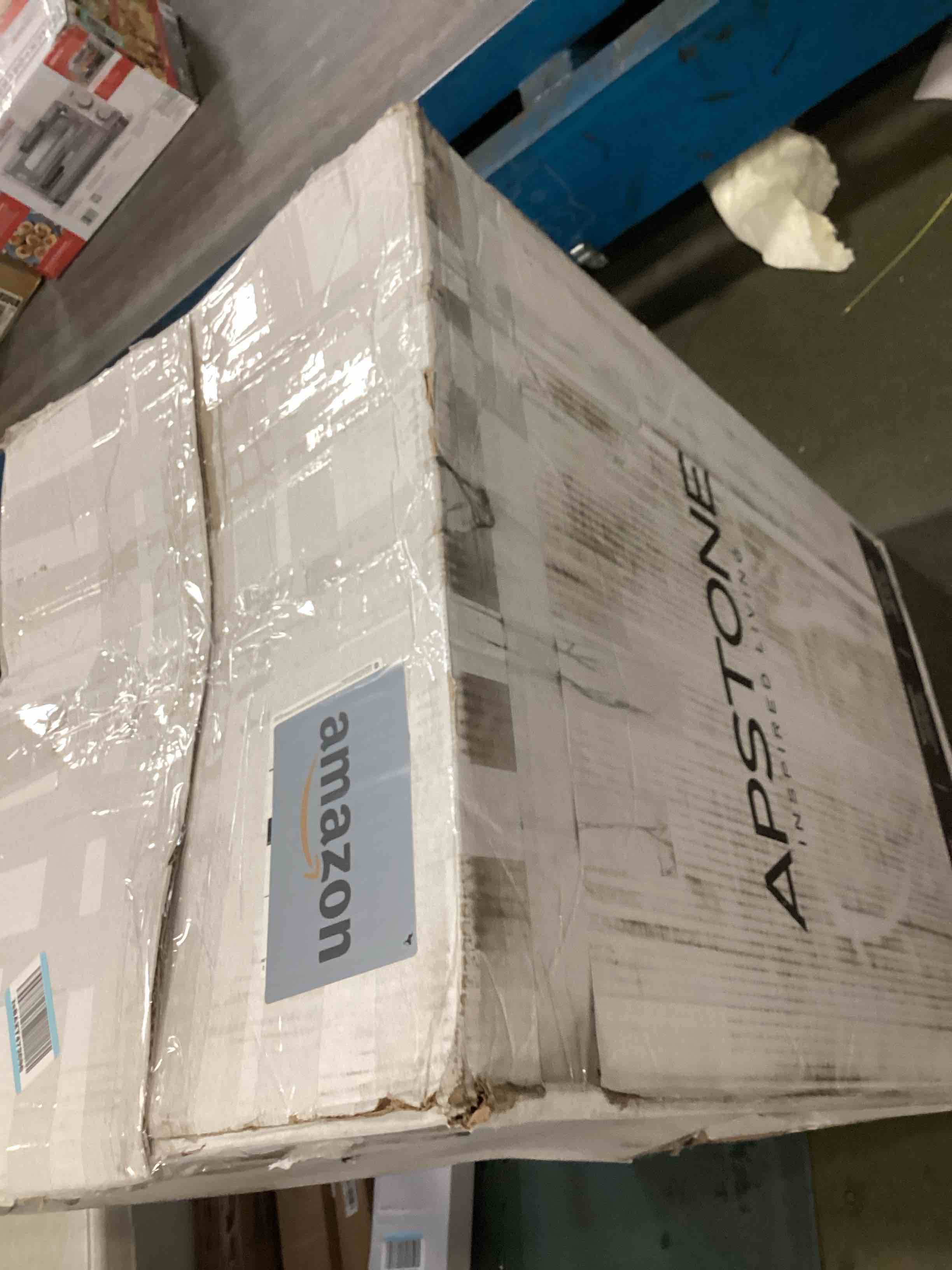https://s3.amazonaws.com/lotting-images-prod/bidfta/PNK3697361_1748530265281.jpeg