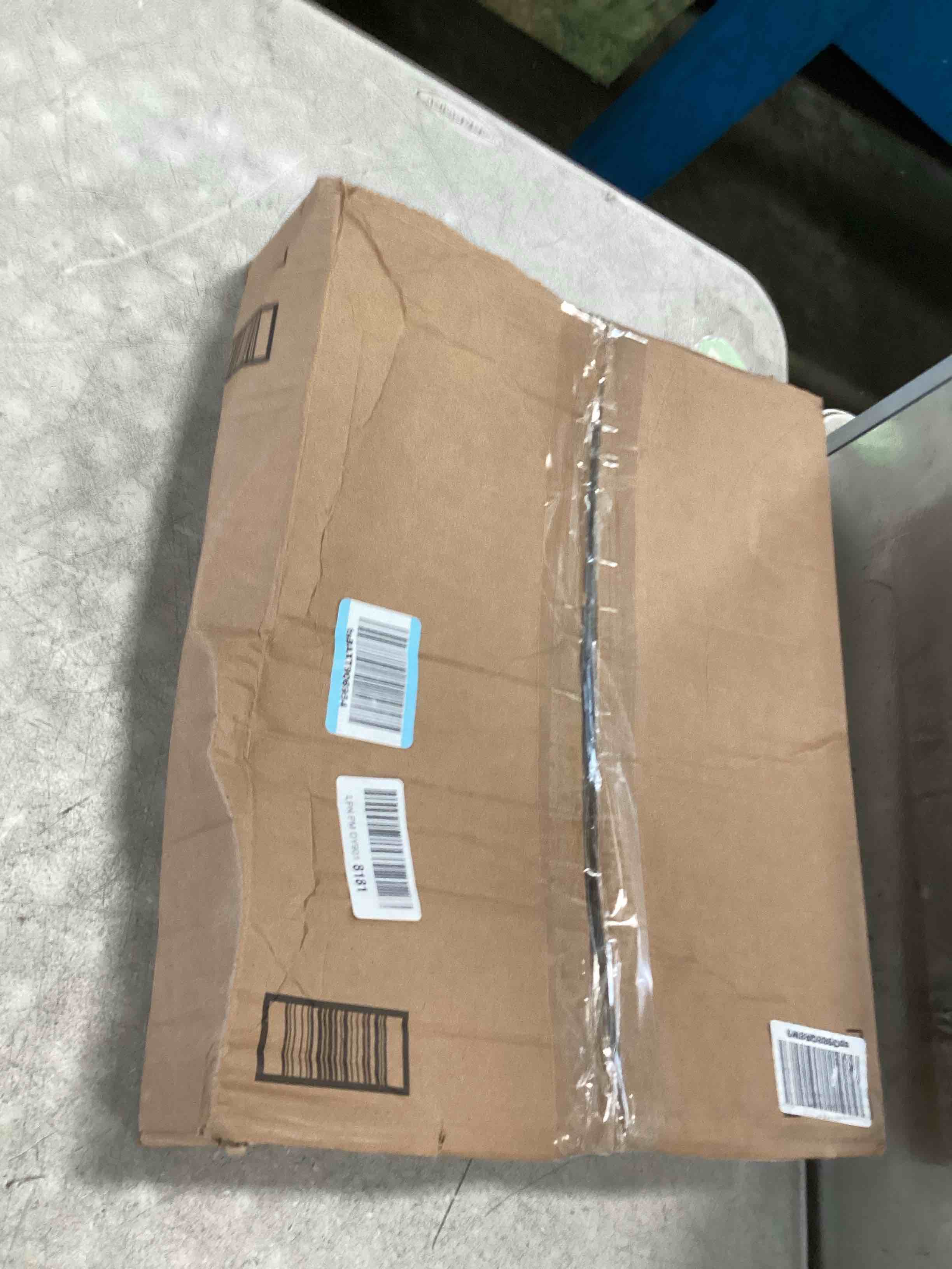 https://s3.amazonaws.com/lotting-images-prod/bidfta/PNK3698197_1749044604505.jpeg
