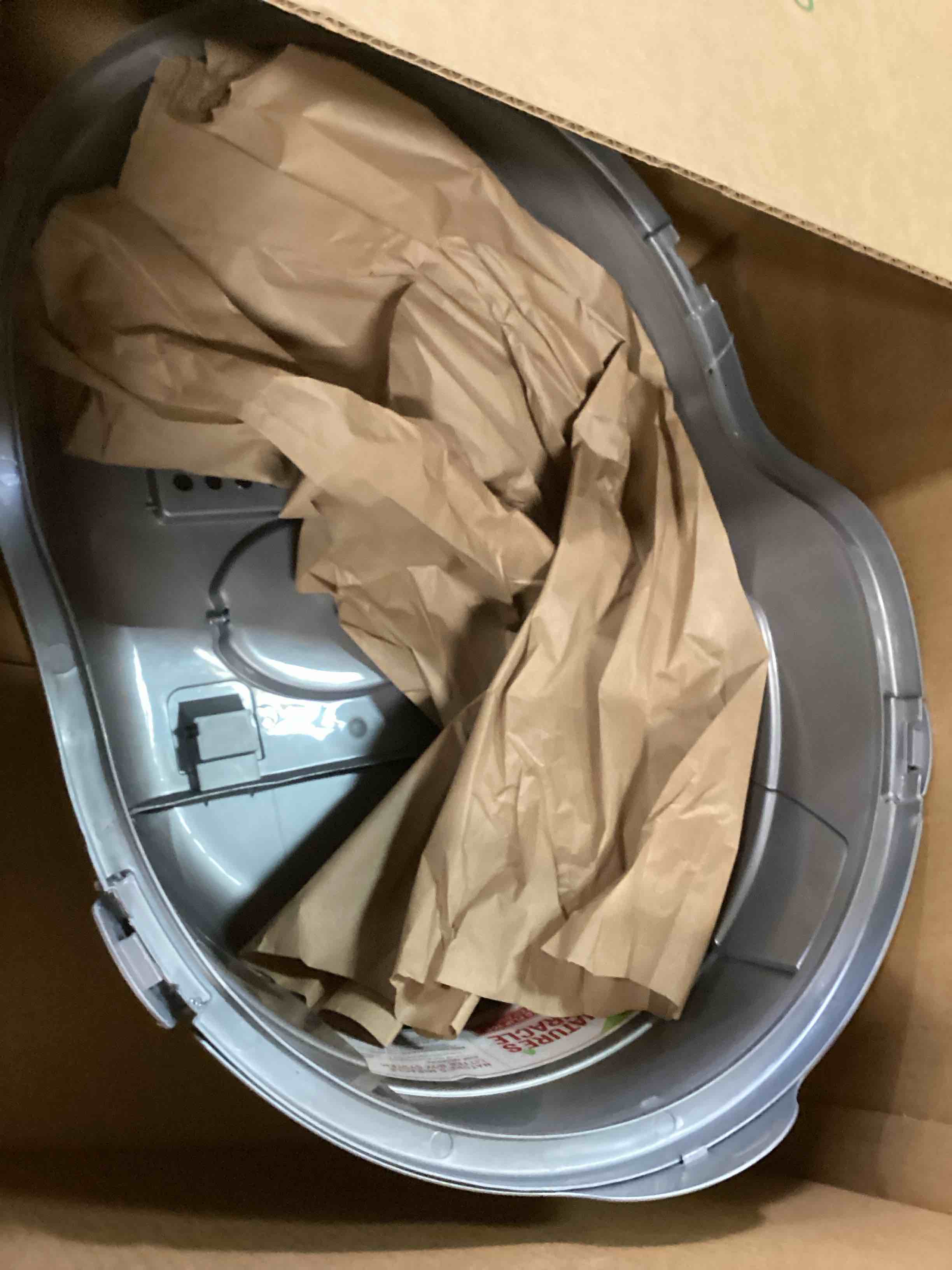 https://s3.amazonaws.com/lotting-images-prod/bidfta/PNK3699594_1749656298973.jpeg