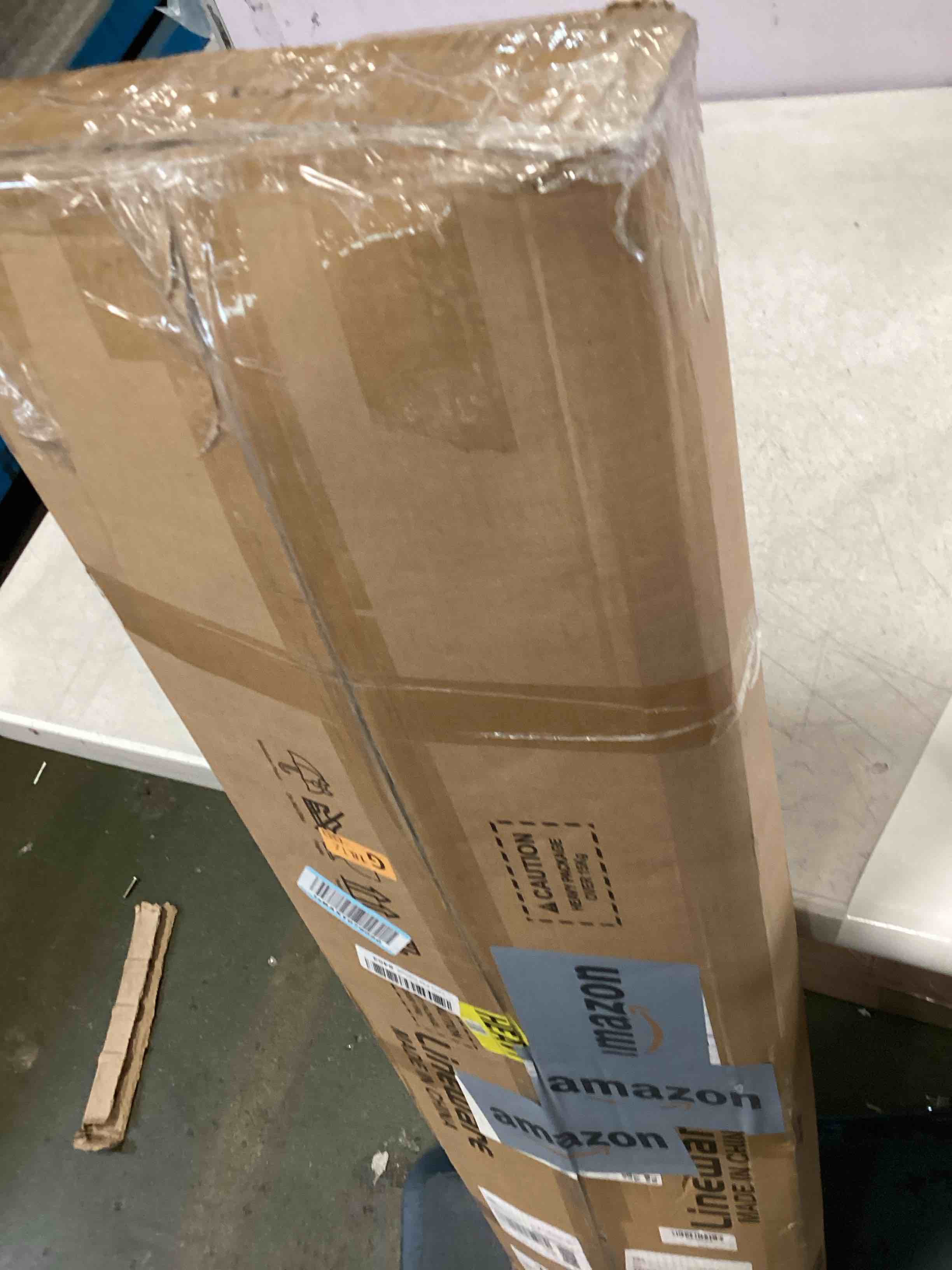 https://s3.amazonaws.com/lotting-images-prod/bidfta/PNK3699997_1749759314223.jpeg