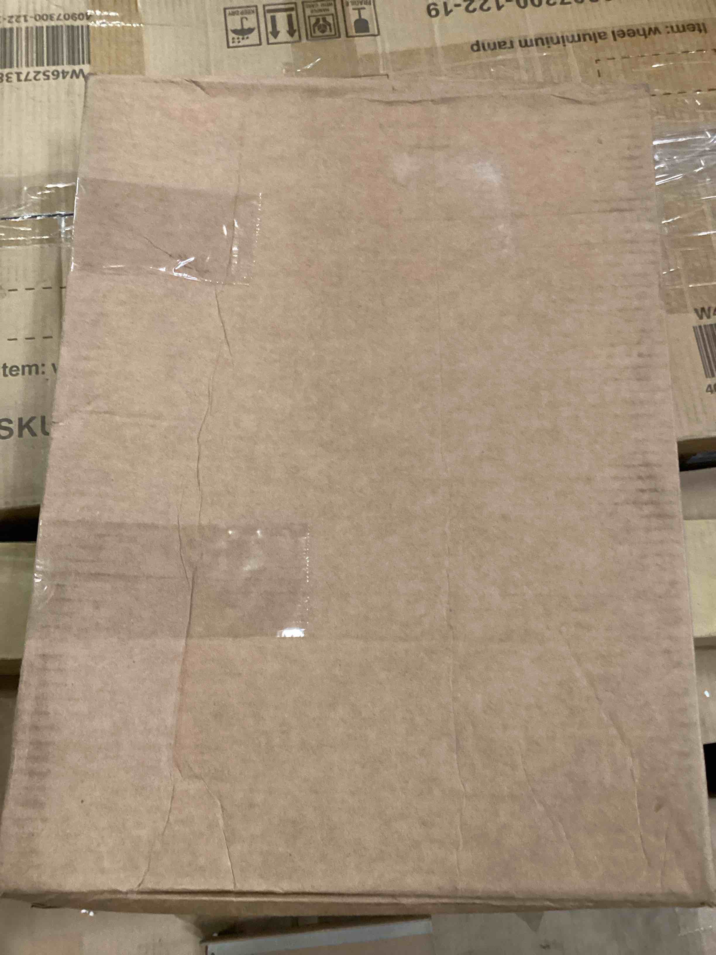 https://s3.amazonaws.com/lotting-images-prod/bidfta/PNK3701420_1749666727784.jpeg