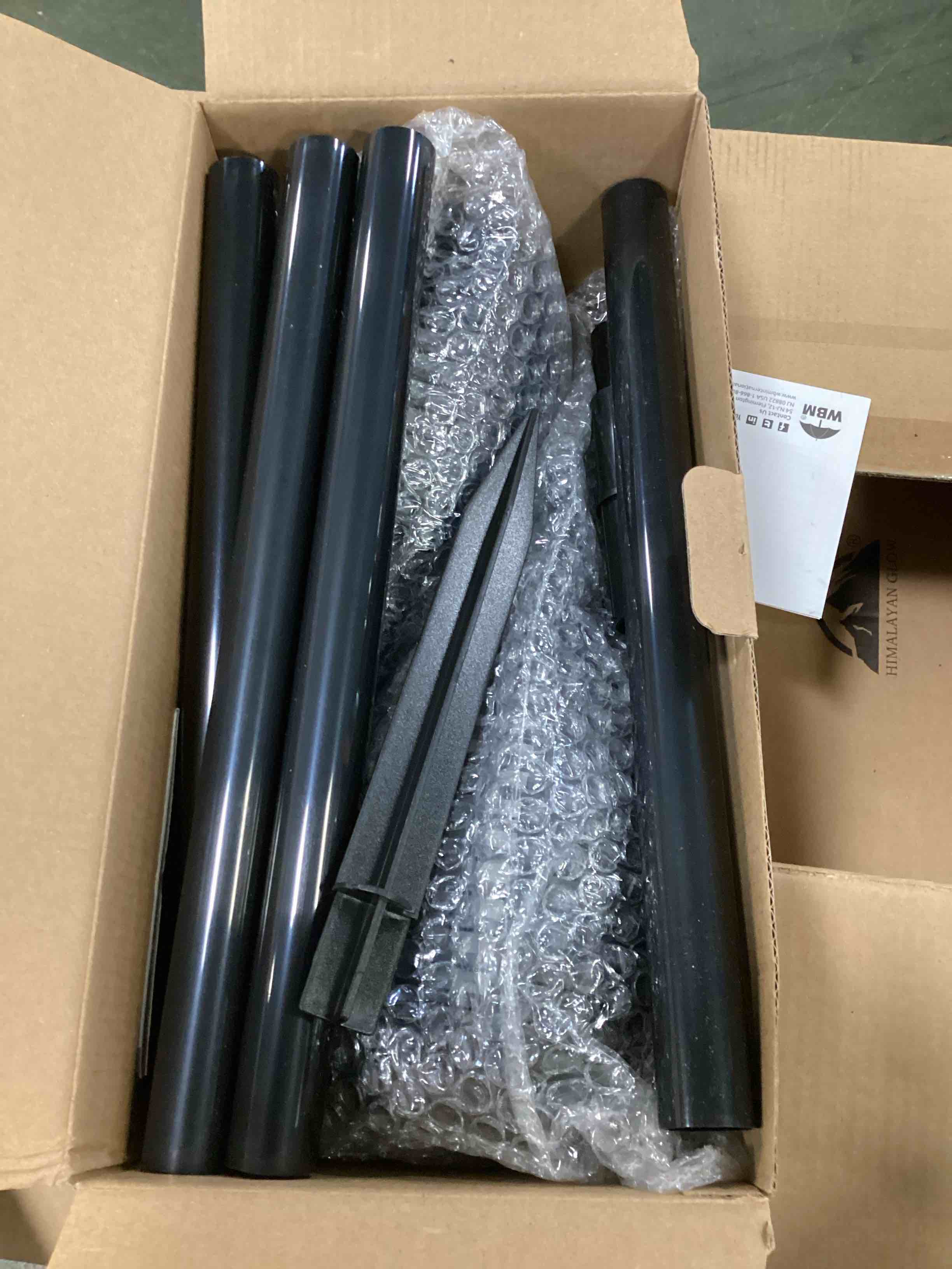 https://s3.amazonaws.com/lotting-images-prod/bidfta/PNK3701444_1749671371136.jpeg