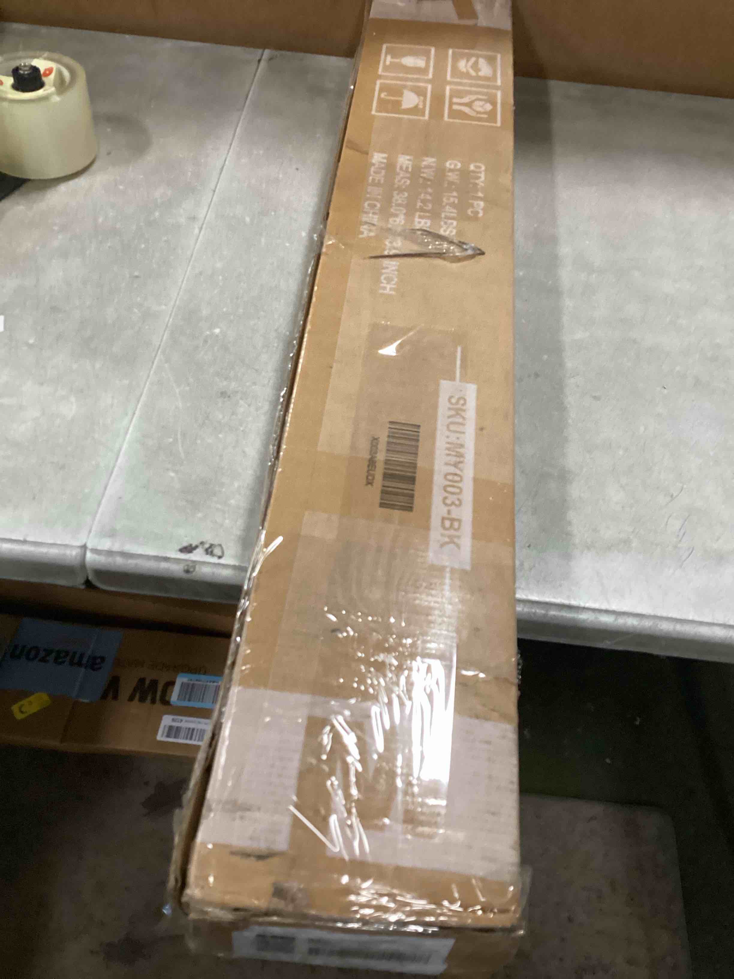 https://s3.amazonaws.com/lotting-images-prod/bidfta/PNK3701634_1749819587266.jpeg