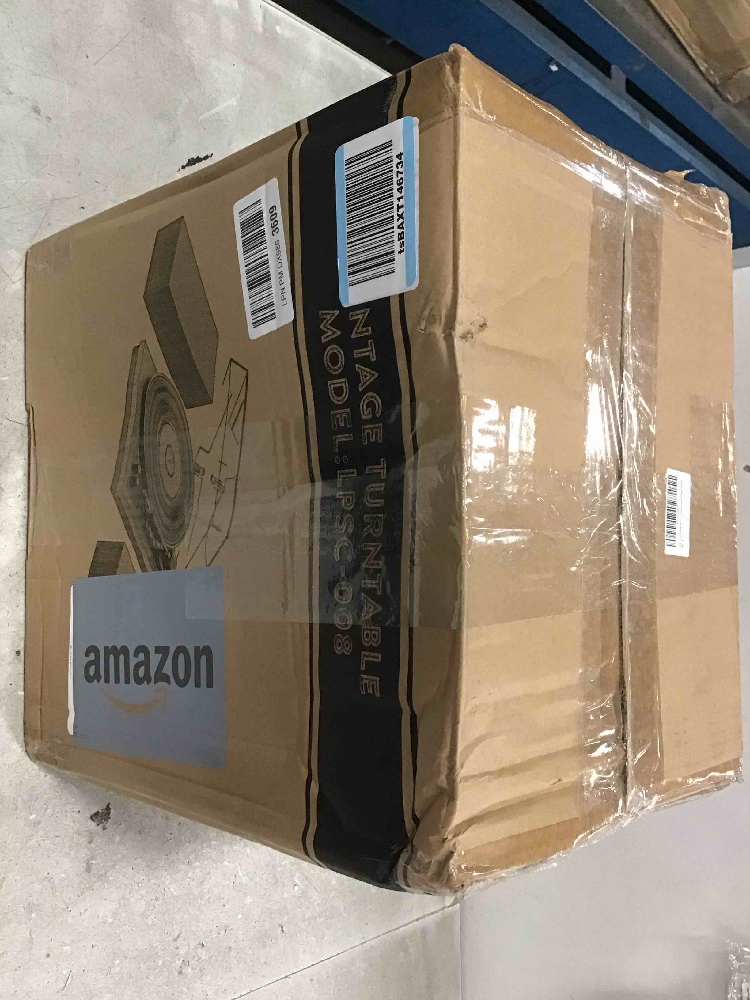 https://s3.amazonaws.com/lotting-images-prod/bidfta/PNK3701931_1749907891377.jpeg