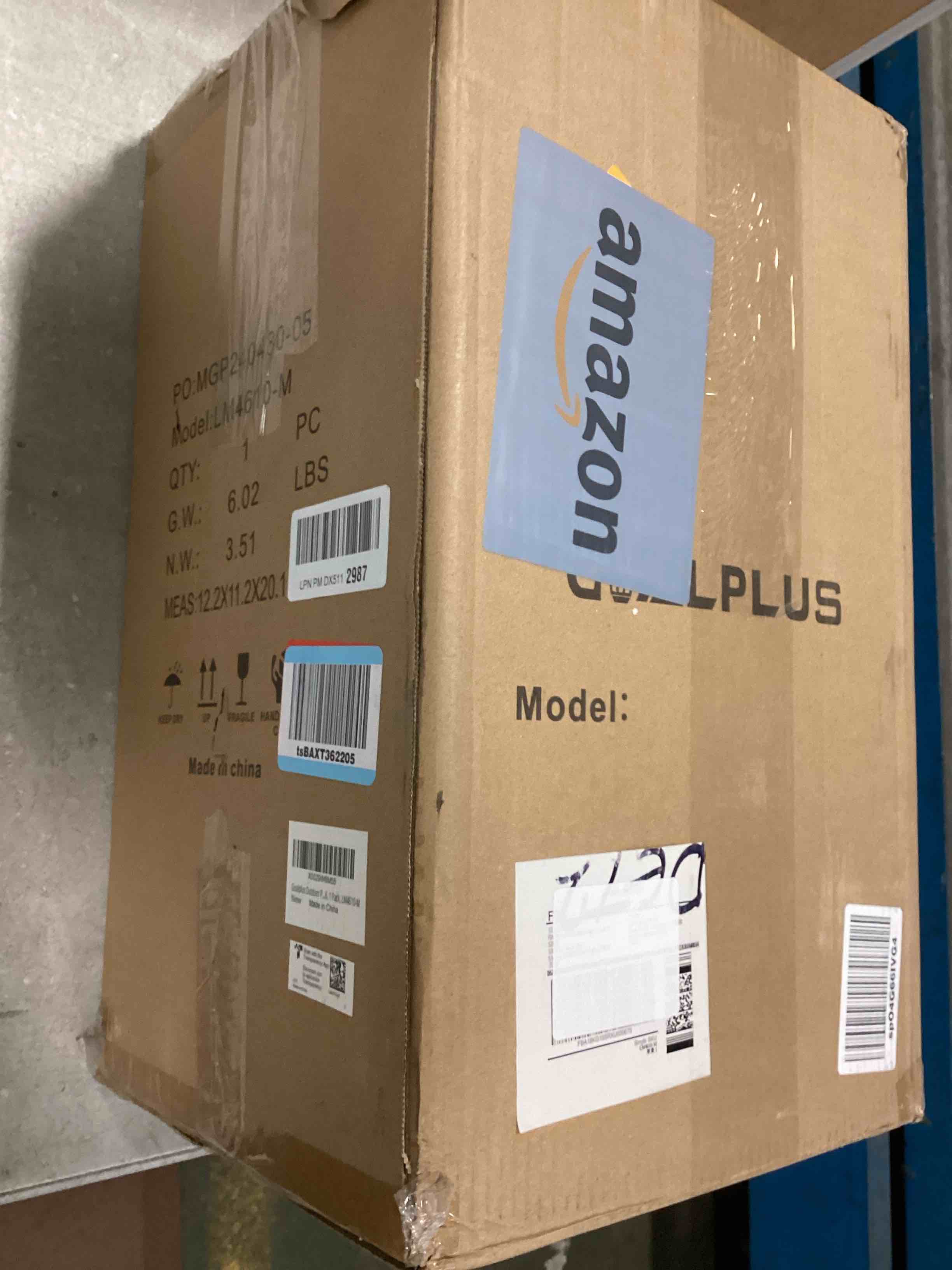 https://s3.amazonaws.com/lotting-images-prod/bidfta/PNK3702357_1750249479570.jpeg