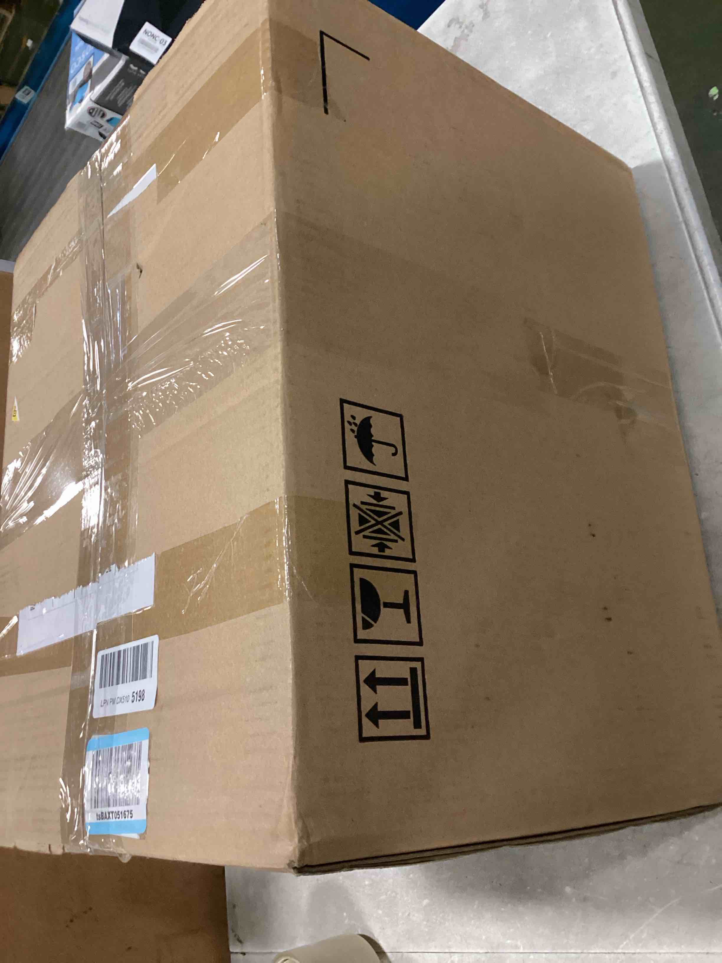 https://s3.amazonaws.com/lotting-images-prod/bidfta/PNK3702403_1750252401603.jpeg