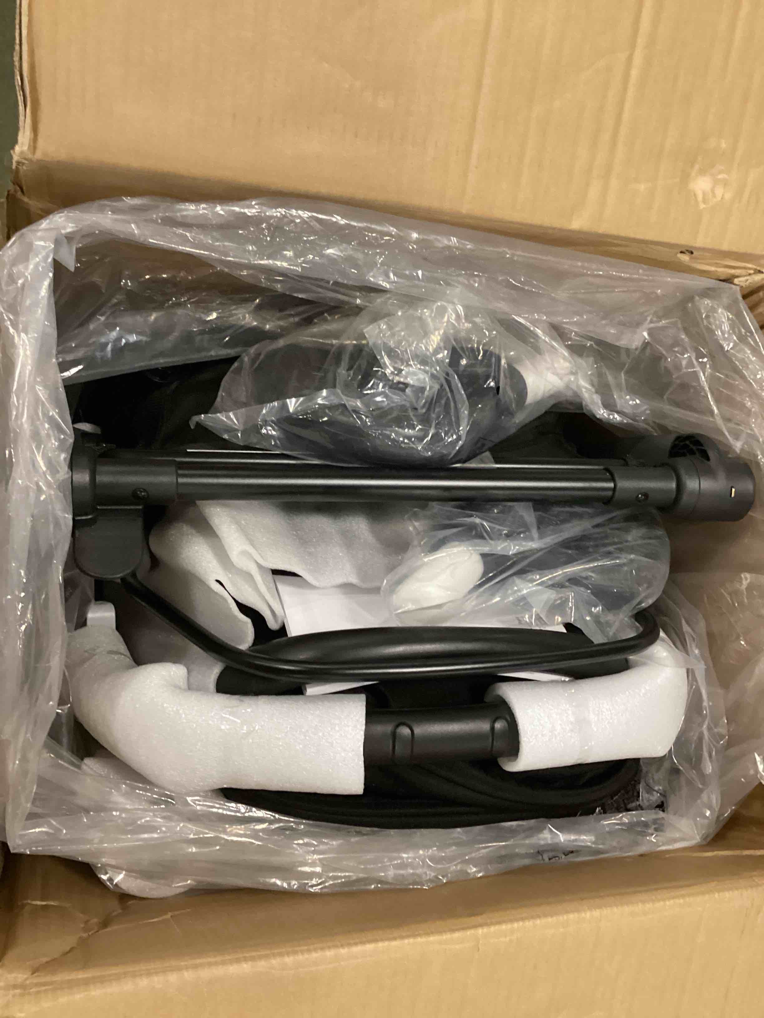 https://s3.amazonaws.com/lotting-images-prod/bidfta/PNK3702625_1750340164626.jpeg